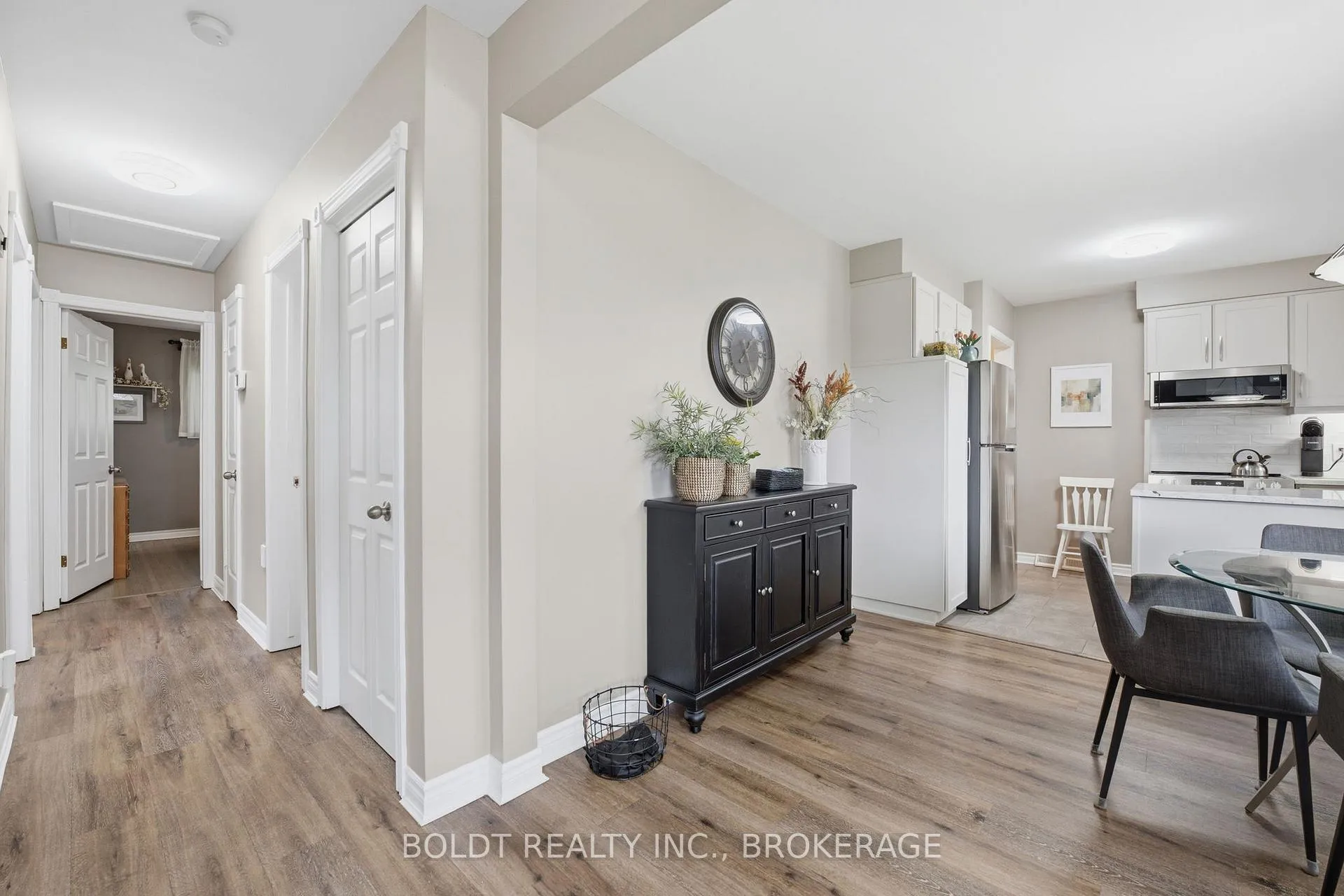 Photo 20 of 95 Prince Charles Drive, St. Catharines, Lakeport — HOMEH