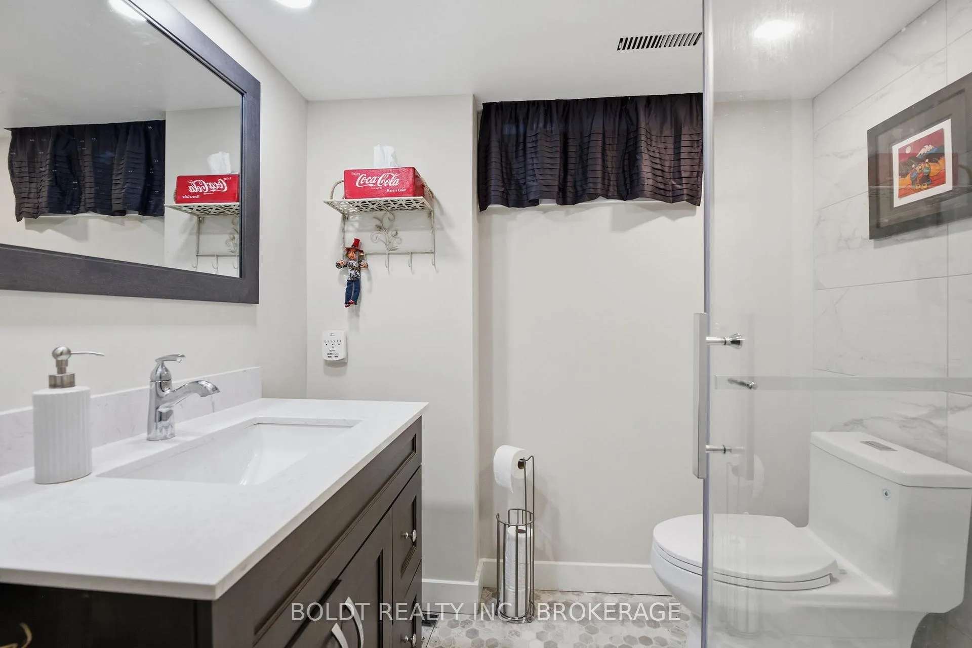 Photo 37 of 95 Prince Charles Drive, St. Catharines, Lakeport — HOMEH