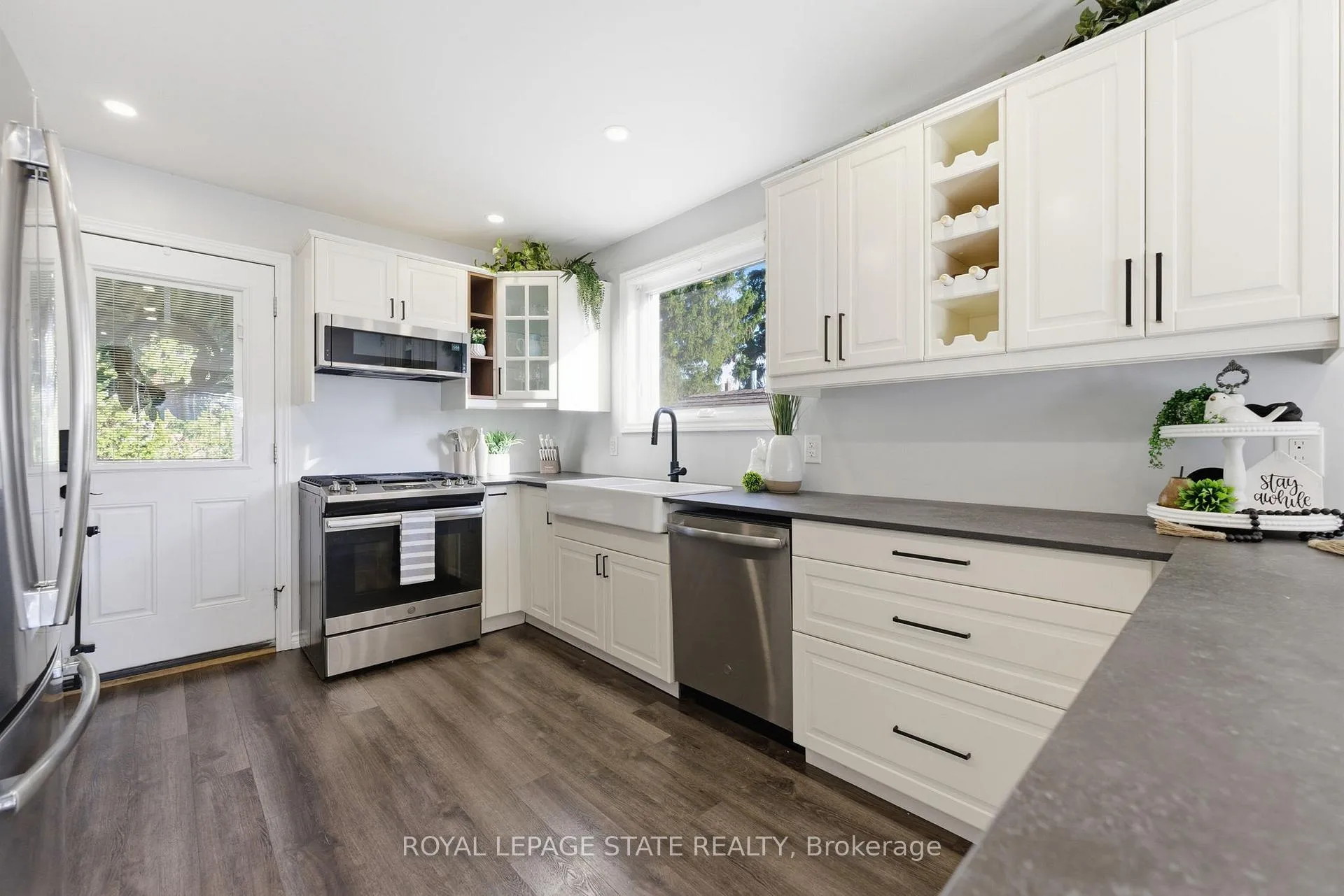 Photo 4 of 171 Glencairn Avenue, Hamilton, Glenview — HOMEH