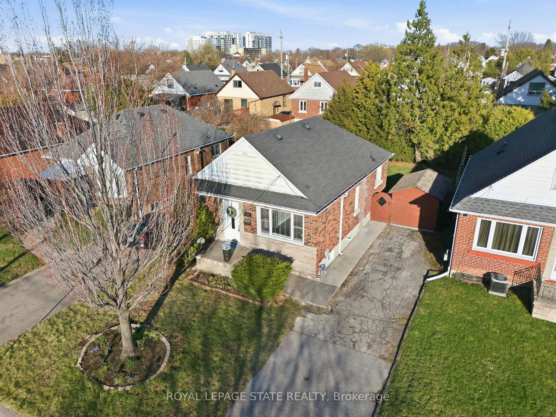 Photo 12 of 171 Glencairn Avenue, Hamilton, Glenview — HOMEH