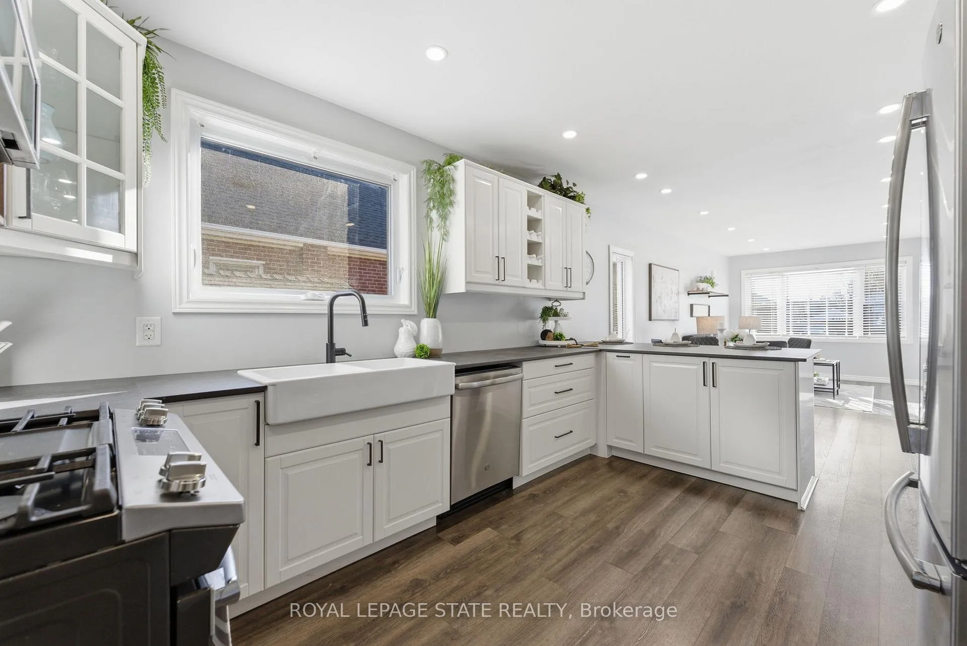 Photo 17 of 171 Glencairn Avenue, Hamilton, Glenview — HOMEH