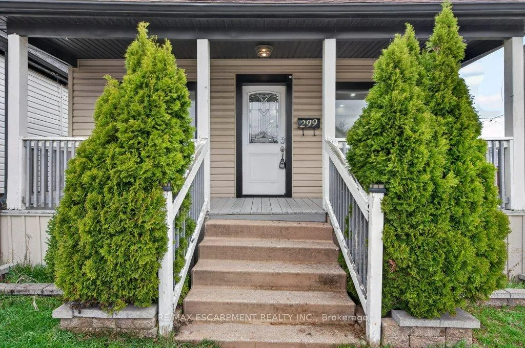 Photo 5 of 299 Britannia Avenue, Hamilton, Homeside — HOMEH