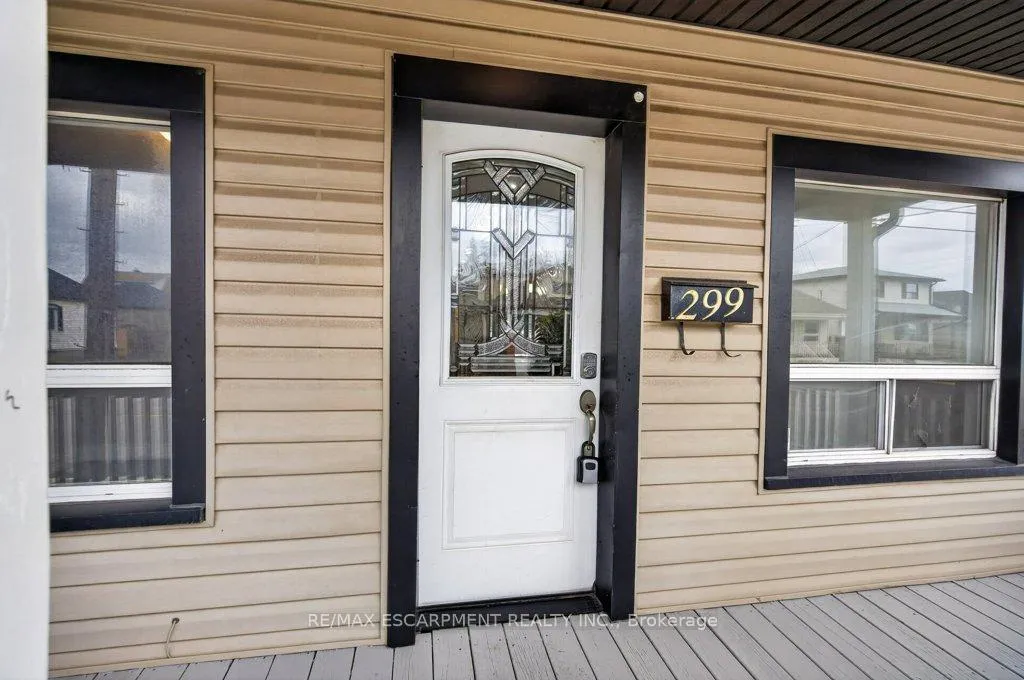 Photo 6 of 299 Britannia Avenue, Hamilton, Homeside — HOMEH