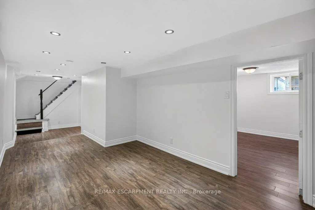 Photo 32 of 299 Britannia Avenue, Hamilton, Homeside — HOMEH