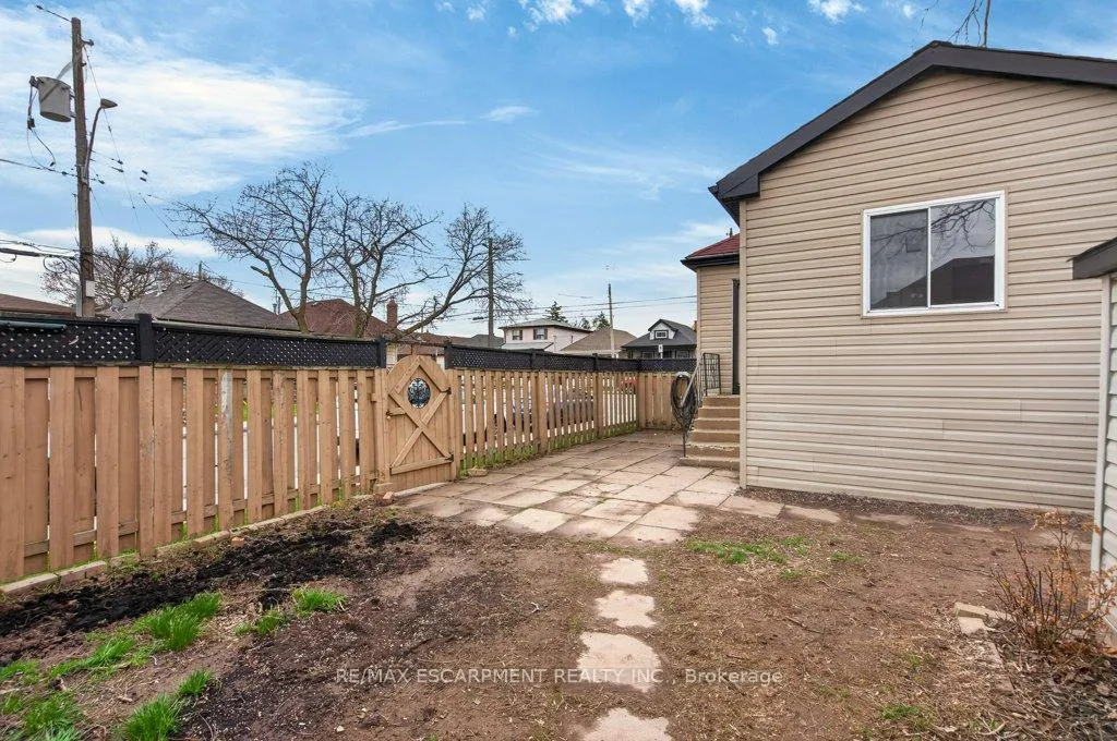 Photo 42 of 299 Britannia Avenue, Hamilton, Homeside — HOMEH