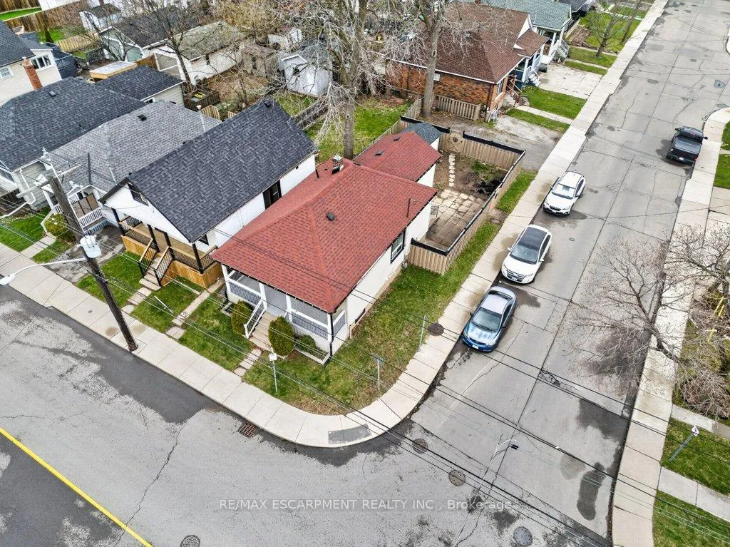 Photo 45 of 299 Britannia Avenue, Hamilton, Homeside — HOMEH