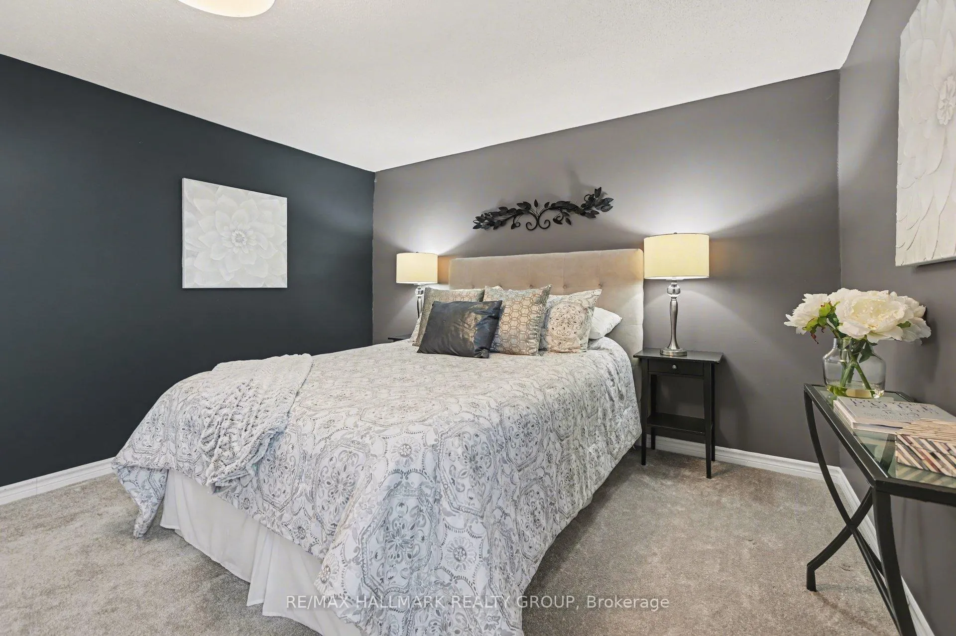 Photo 13 of 907E Elmsmere Road, Ottawa, Beacon Hill South — HOMEH