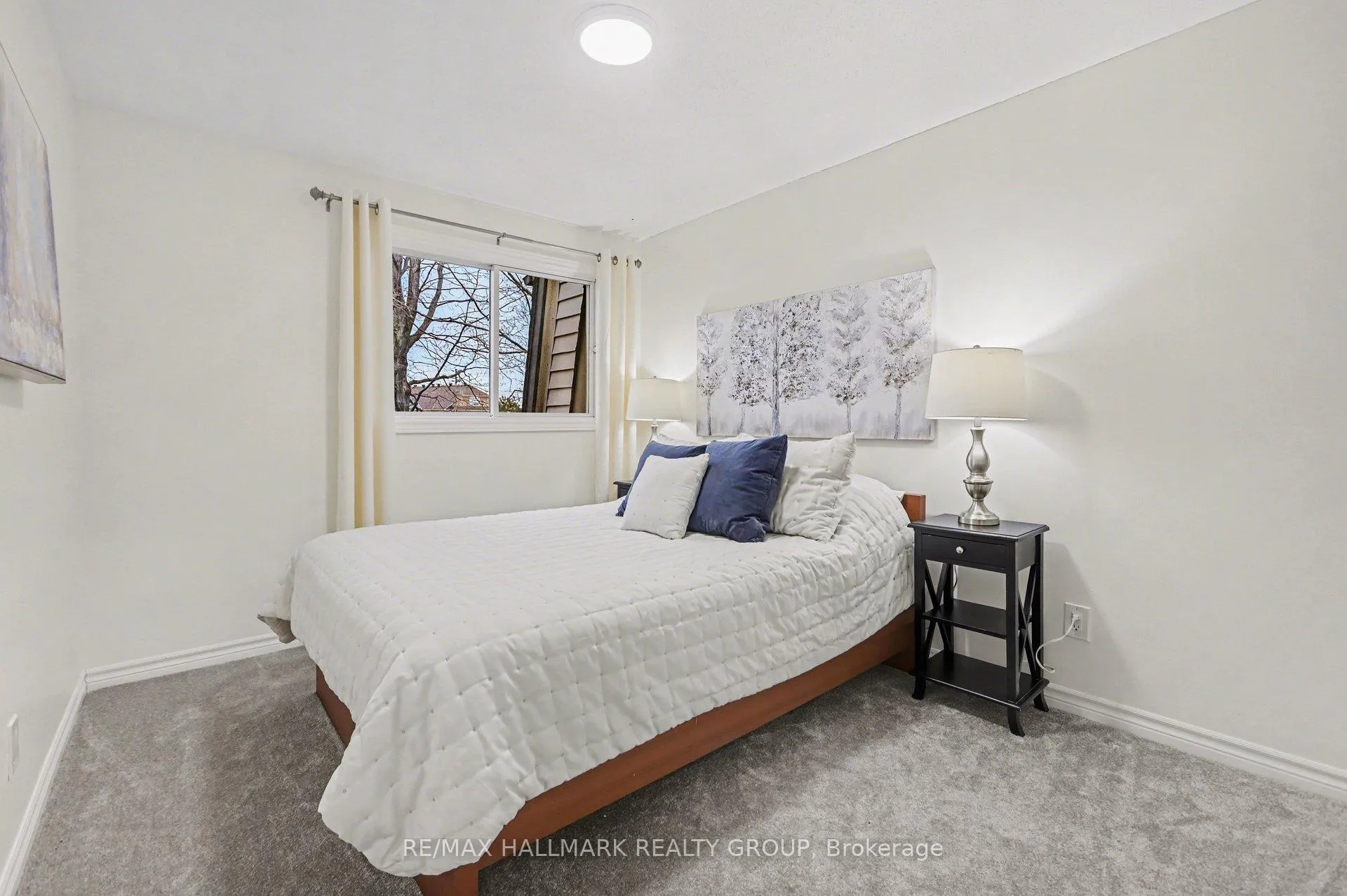 Photo 15 of 907E Elmsmere Road, Ottawa, Beacon Hill South — HOMEH