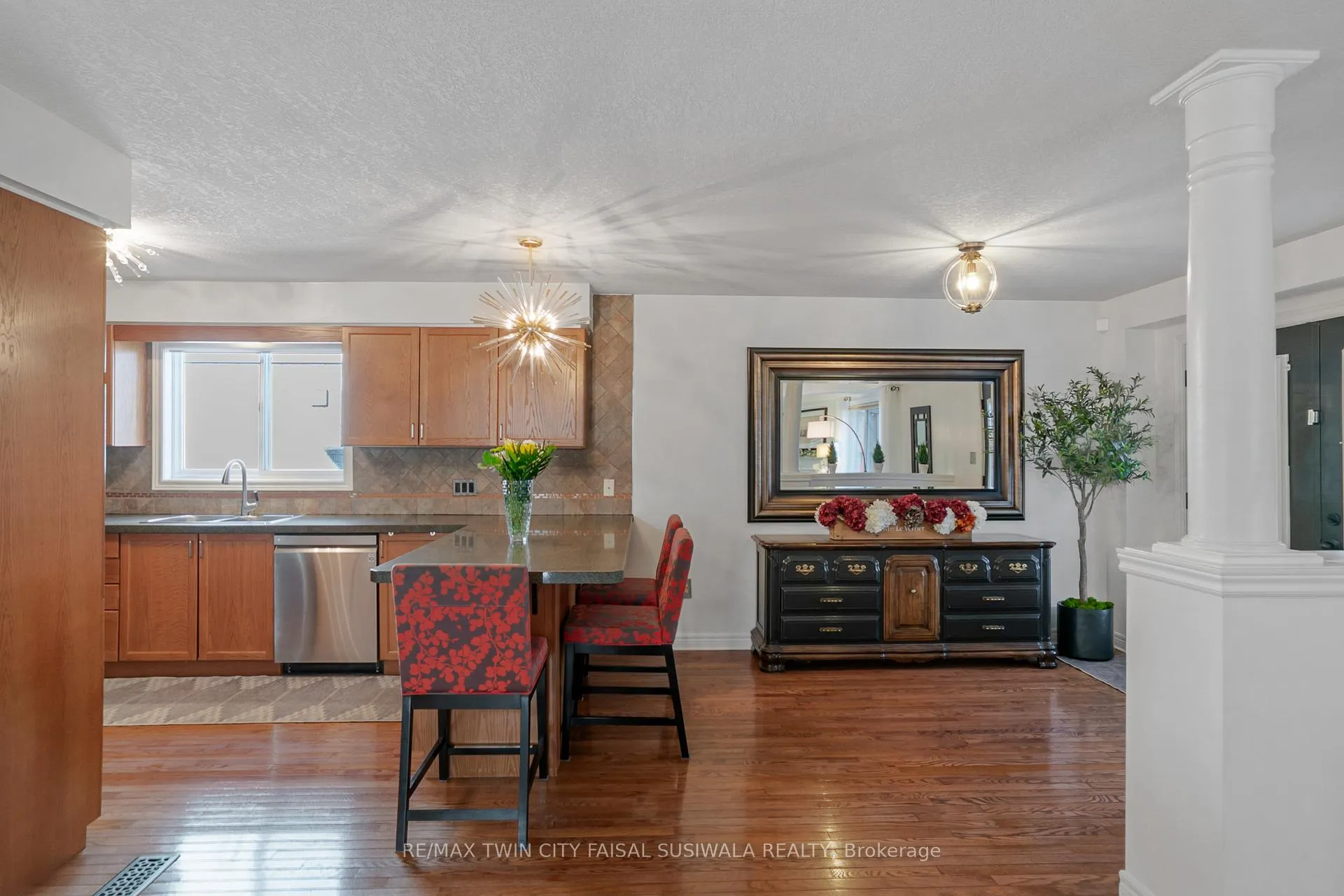 Photo 18 of 184 Sofron Drive, Cambridge — HOMEH