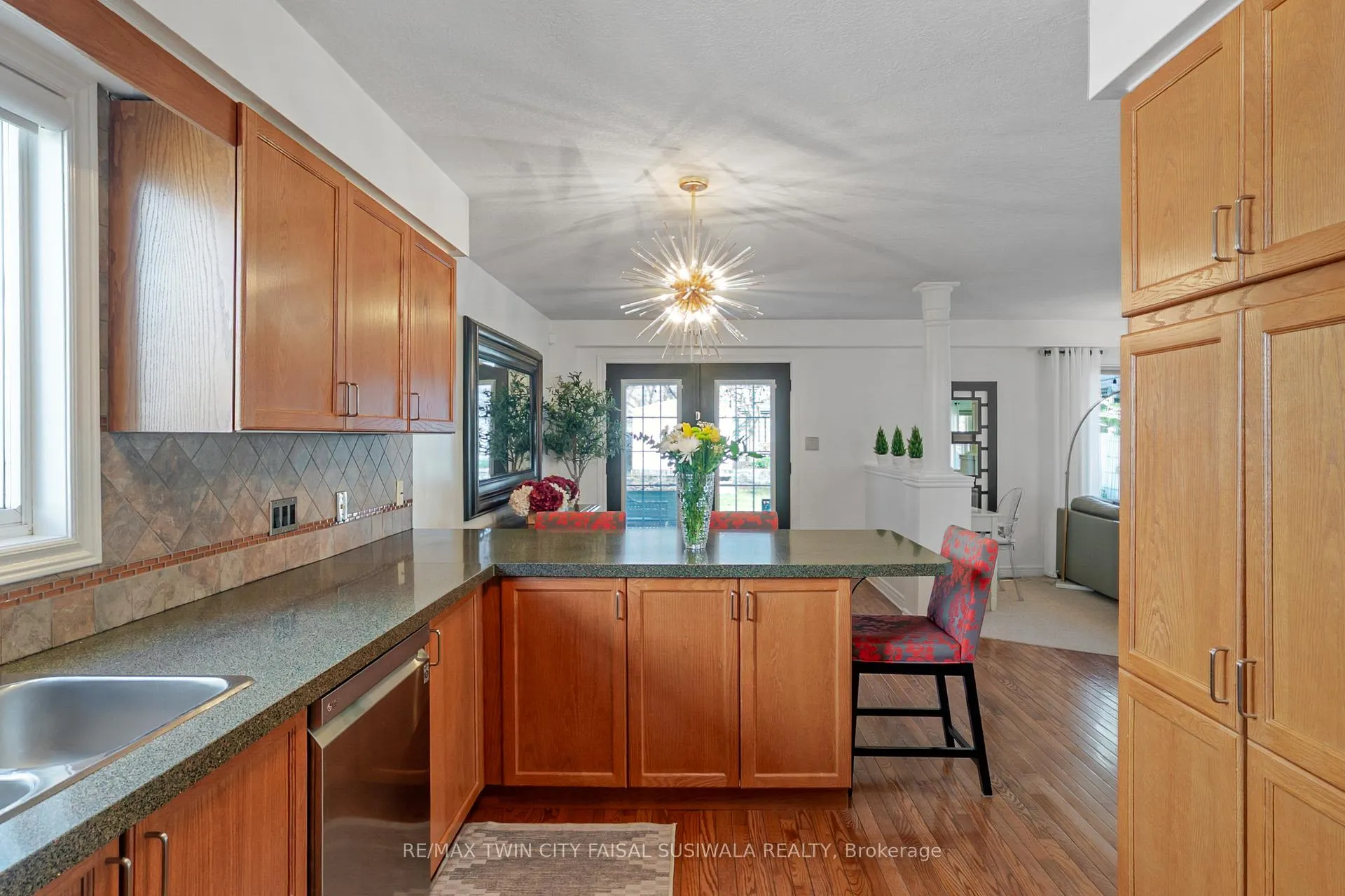 Photo 21 of 184 Sofron Drive, Cambridge — HOMEH