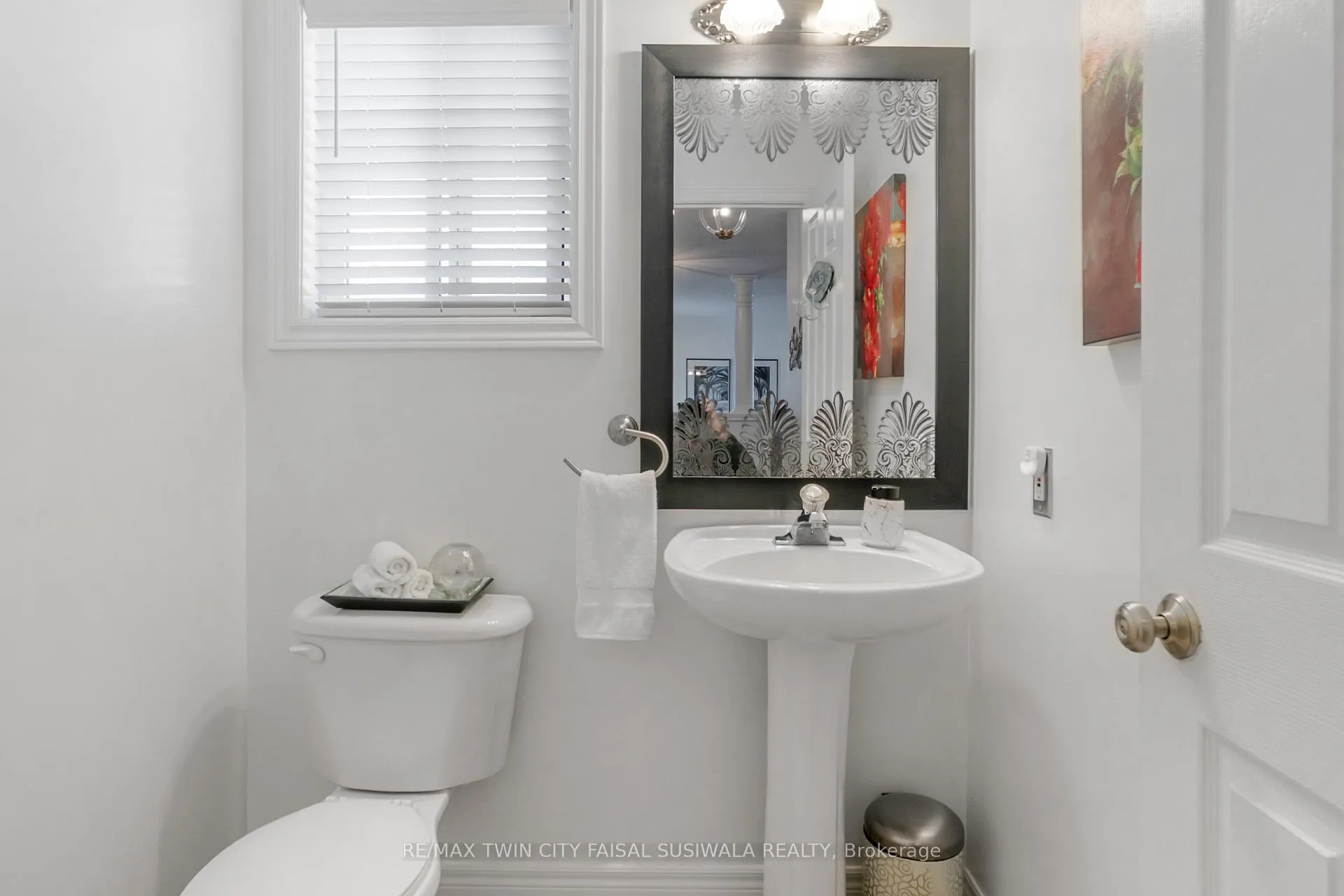 Photo 23 of 184 Sofron Drive, Cambridge — HOMEH