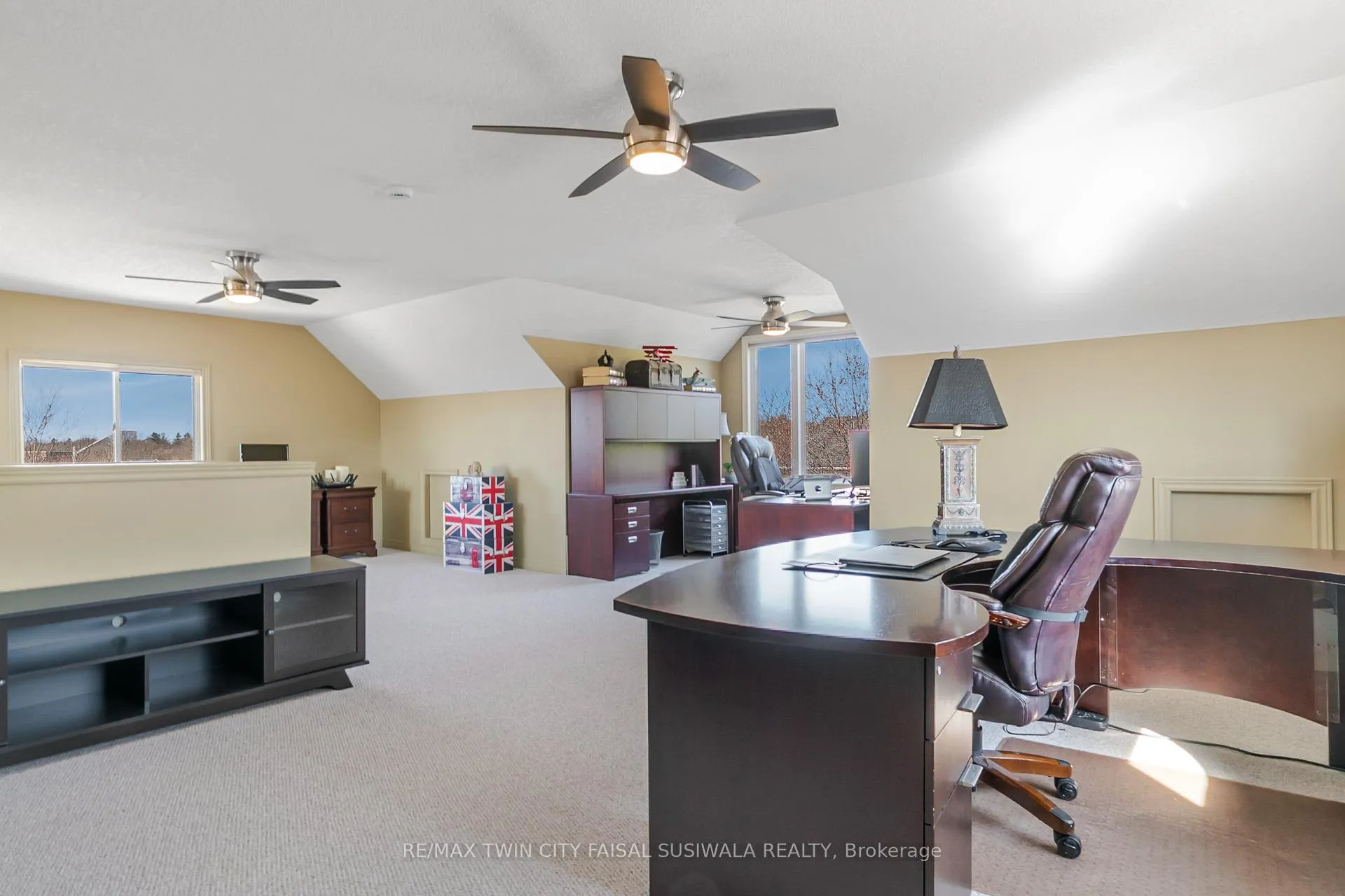 Photo 36 of 184 Sofron Drive, Cambridge — HOMEH