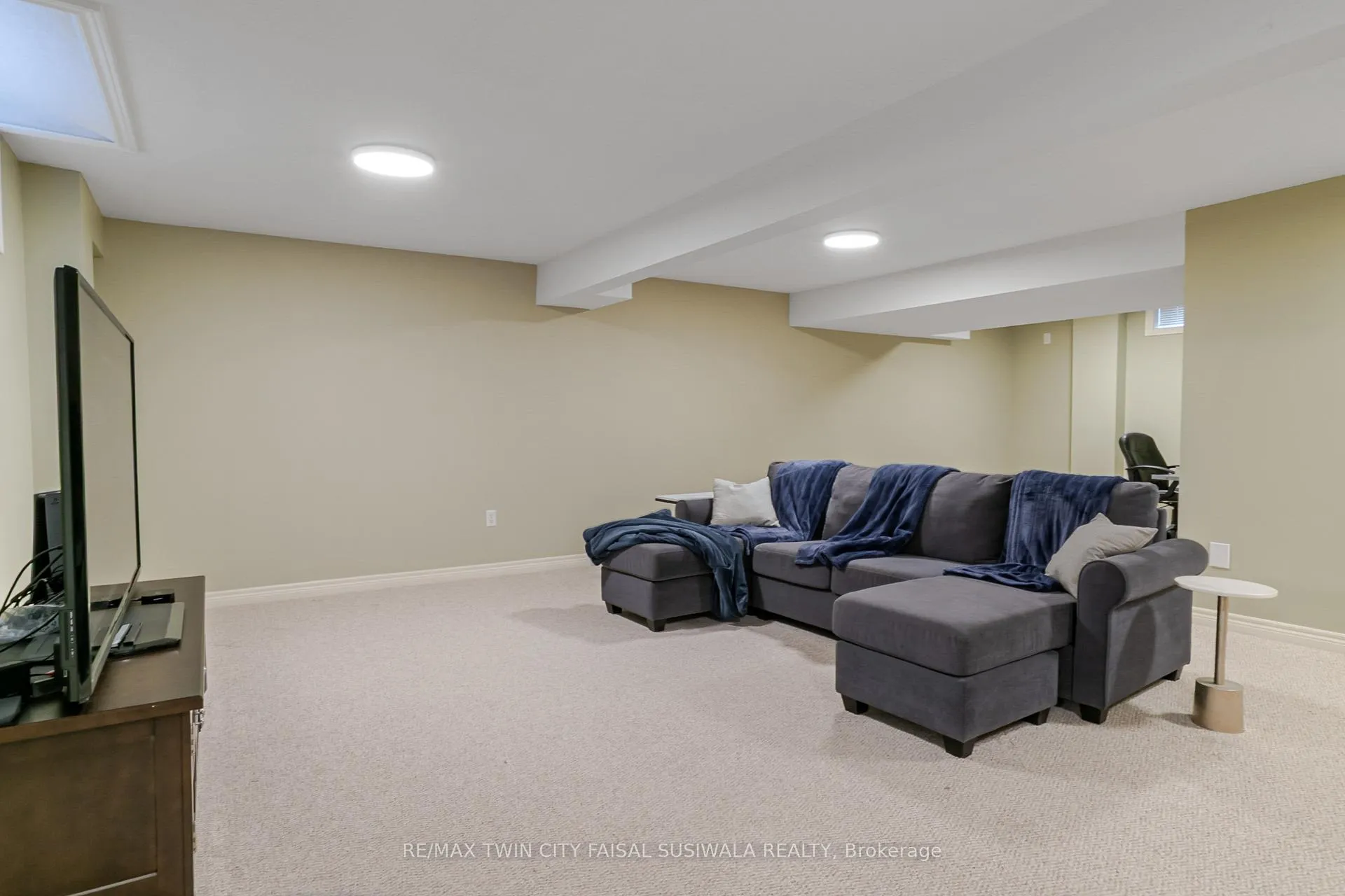 Photo 37 of 184 Sofron Drive, Cambridge — HOMEH