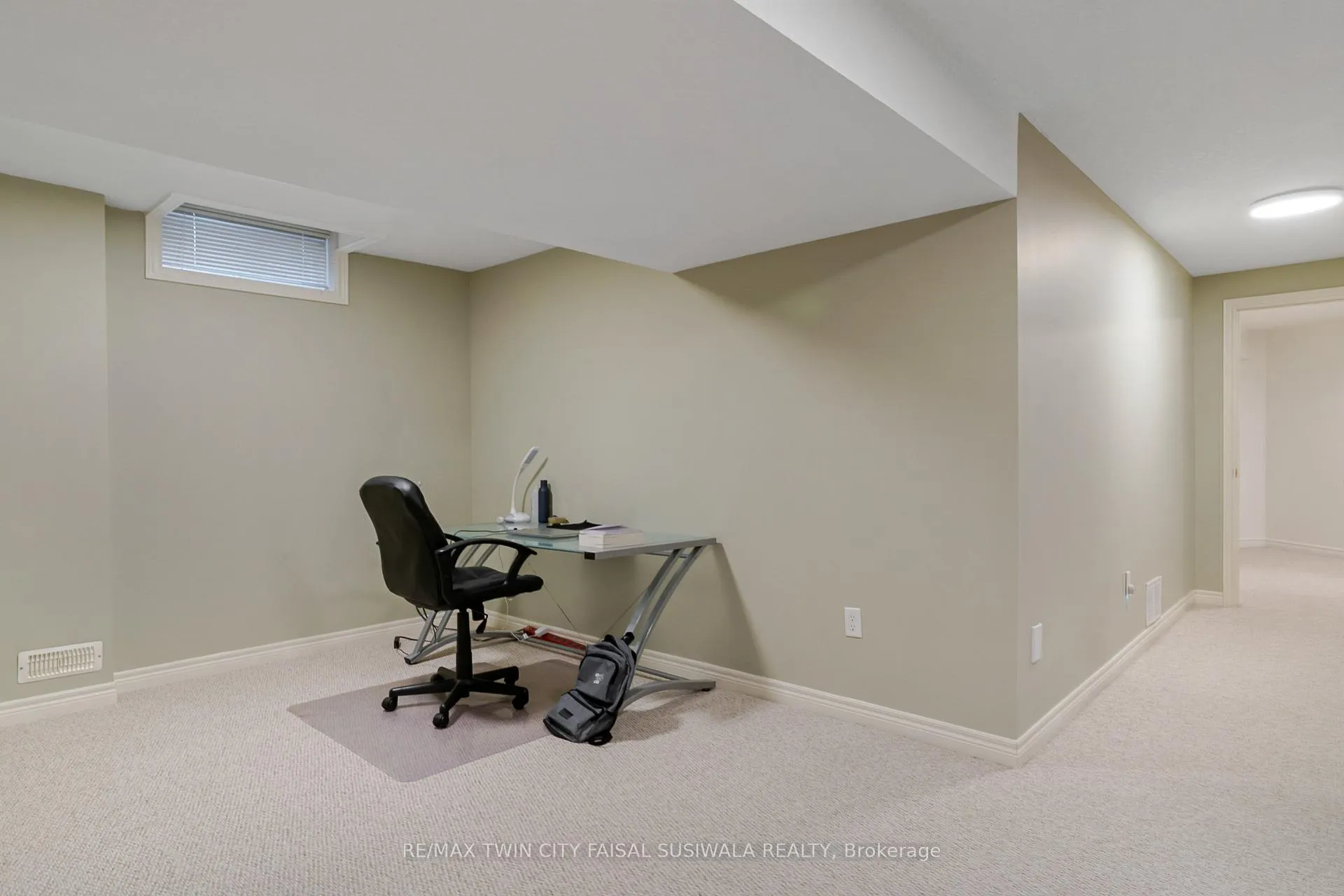 Photo 40 of 184 Sofron Drive, Cambridge — HOMEH