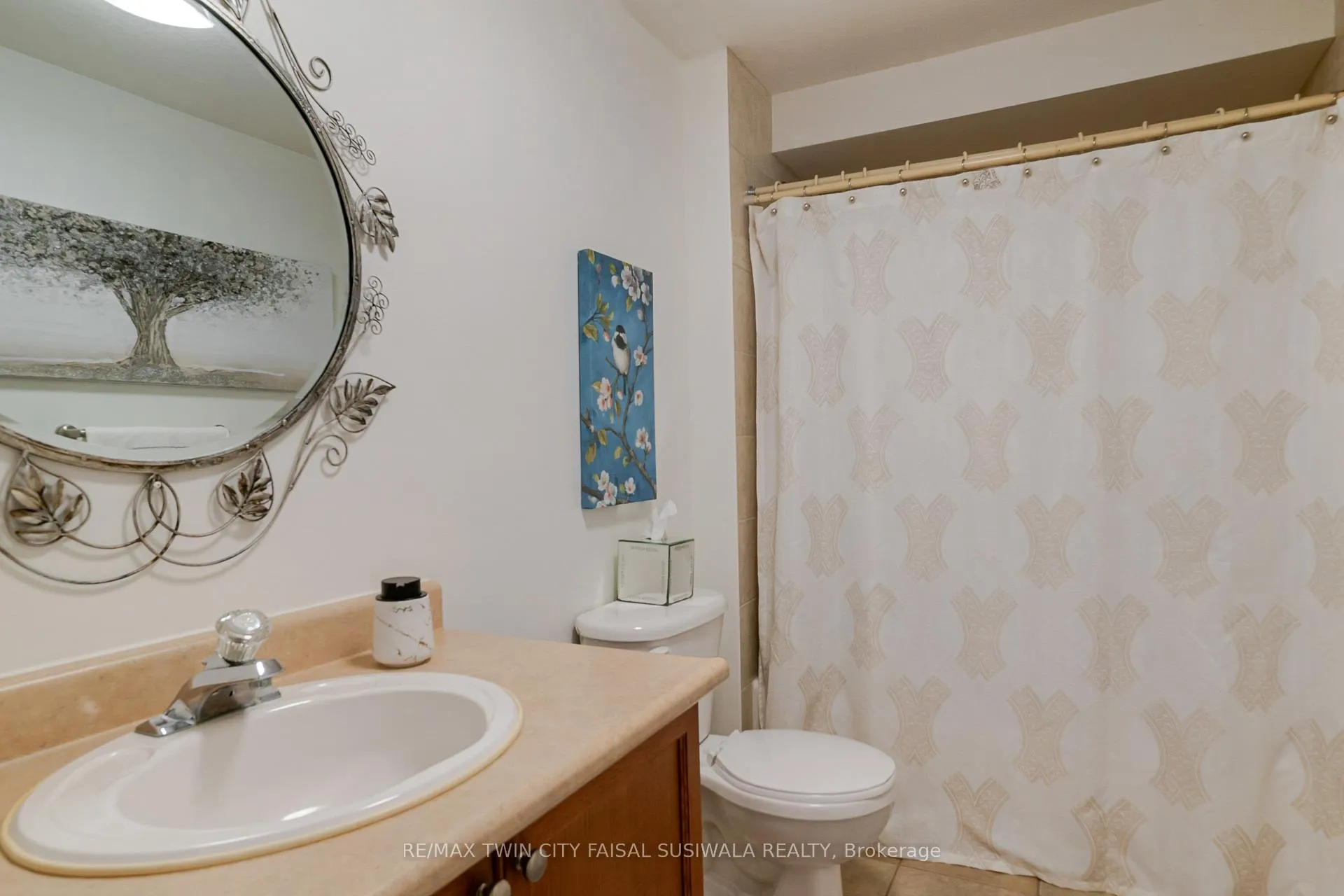 Photo 41 of 184 Sofron Drive, Cambridge — HOMEH