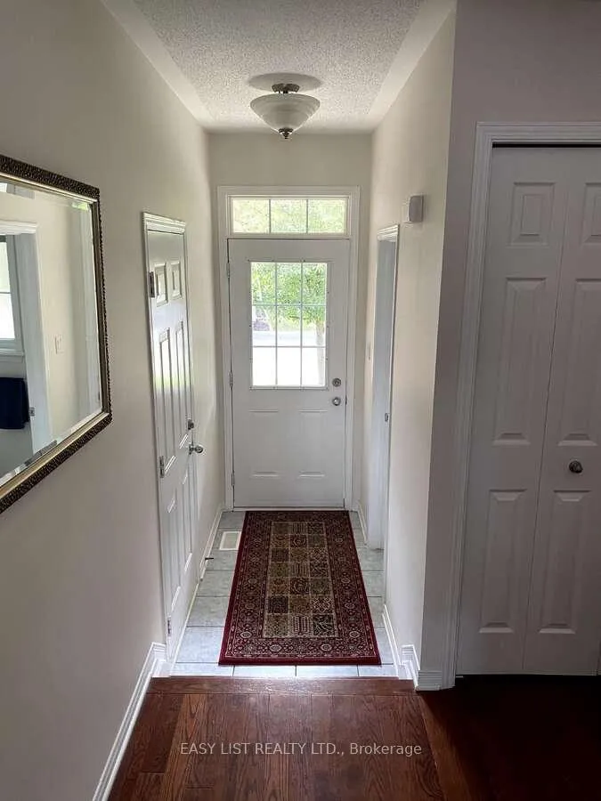 Photo 2 of 171 Gatespark Private, Ottawa, Kanata - Kanata Lakes/Heritage Hills — HOMEH