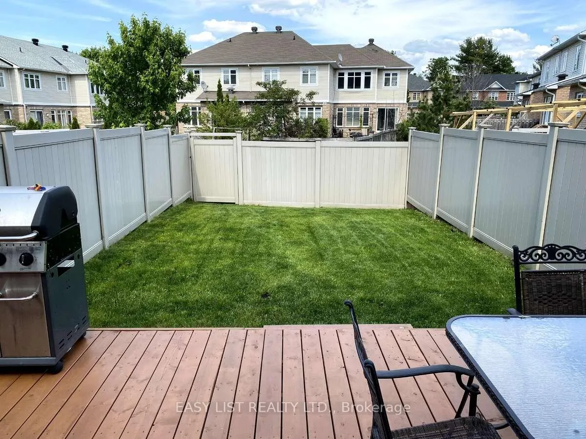 Photo 18 of 171 Gatespark Private, Ottawa, Kanata - Kanata Lakes/Heritage Hills — HOMEH