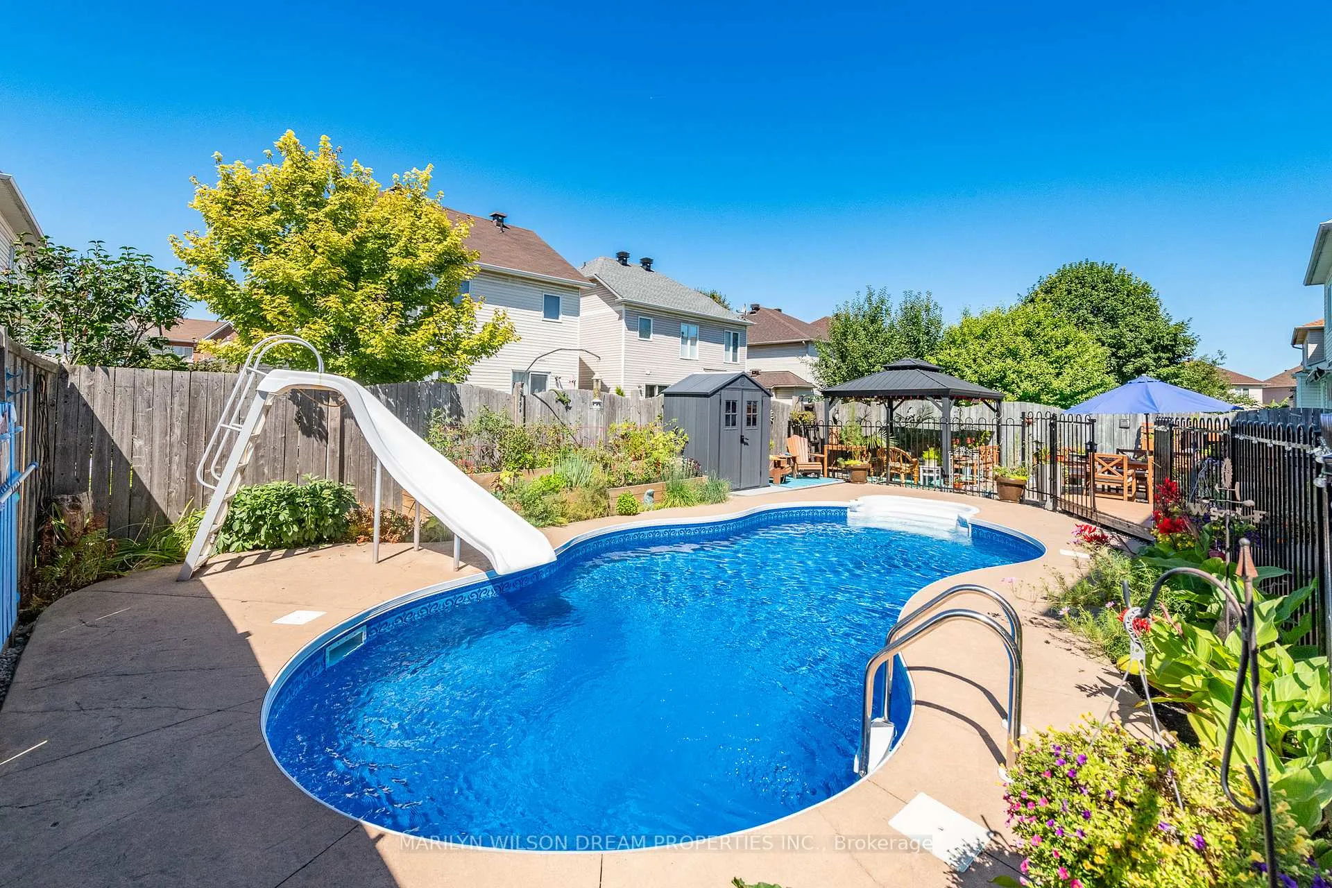 Photo 7 of 12 Greenpointe Drive, Ottawa, Barrhaven - Longfields — HOMEH