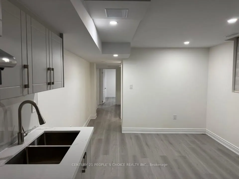 Photo 2 of 56 Florette Place, Brampton, Fletcher's Meadow — HOMEH