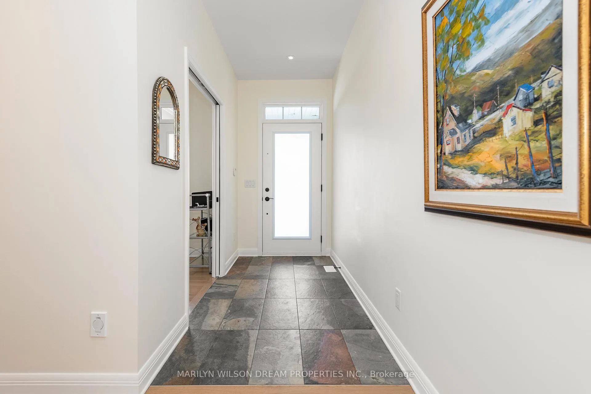 Photo 7 of 189 Avro Circle, Ottawa, CFB Rockcliffe and Area — HOMEH