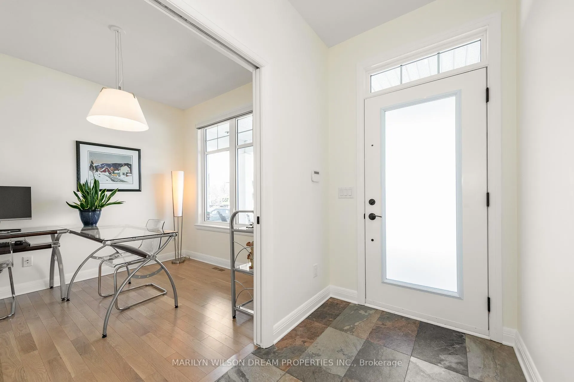 Photo 8 of 189 Avro Circle, Ottawa, CFB Rockcliffe and Area — HOMEH