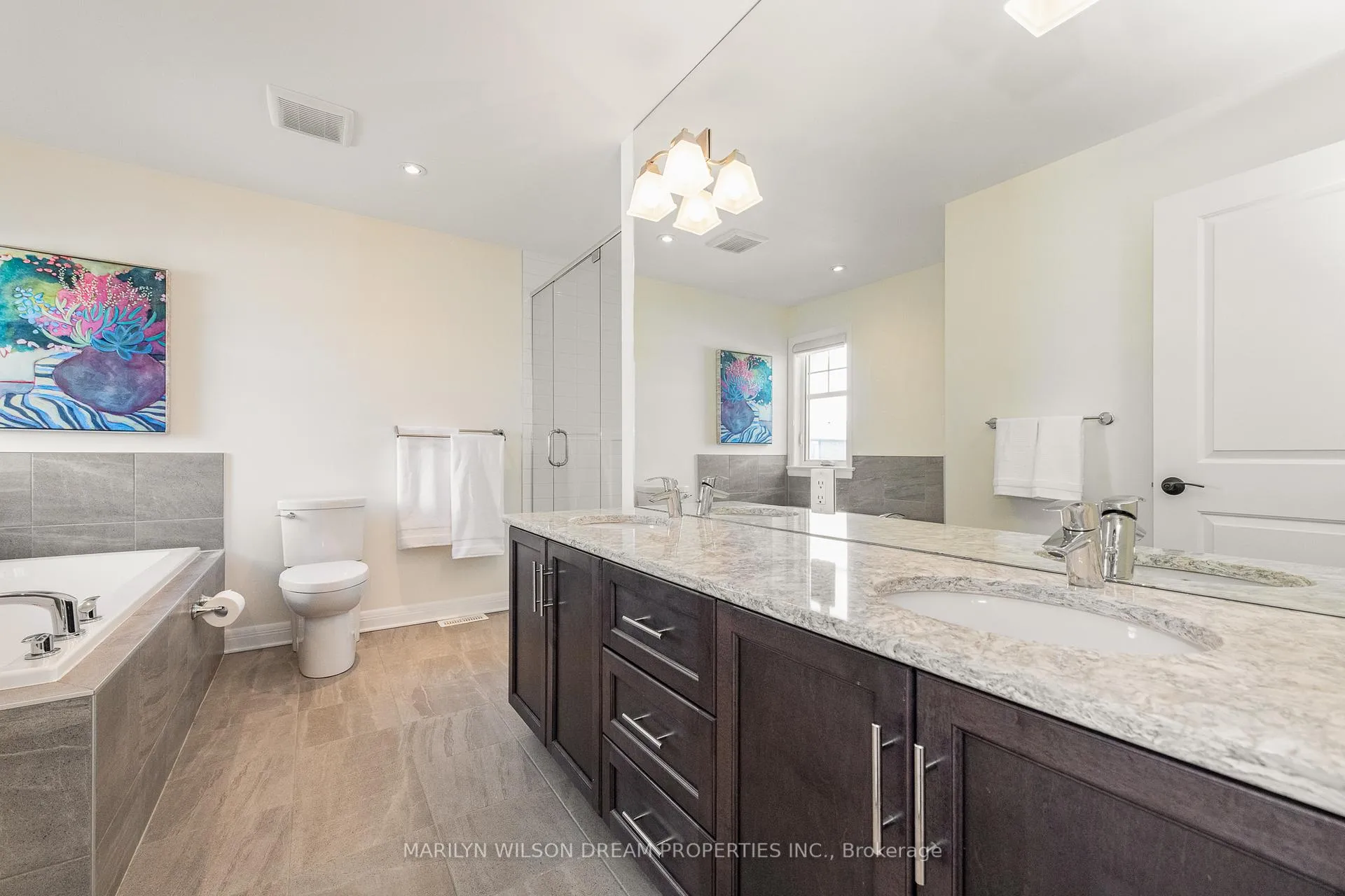 Photo 28 of 189 Avro Circle, Ottawa, CFB Rockcliffe and Area — HOMEH