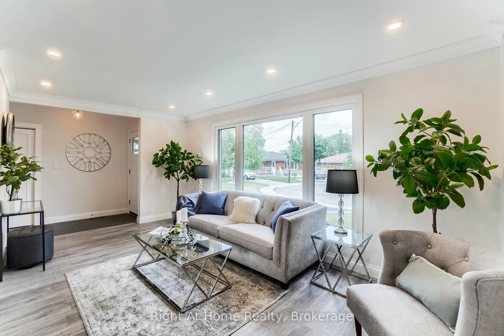 Photo 4 of Unit Upper Level, 69 Heather Road, Hamilton, Corman — HOMEH