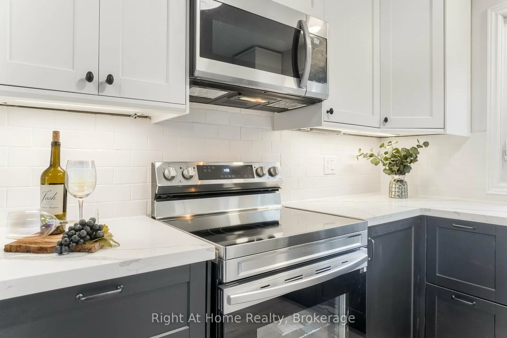 Photo 9 of Unit Upper Level, 69 Heather Road, Hamilton, Corman — HOMEH
