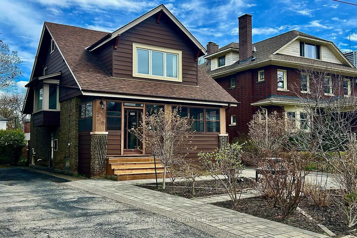 Photo 1 of 219 St. Clair Boulevard, Hamilton, St. Clair — HOMEH