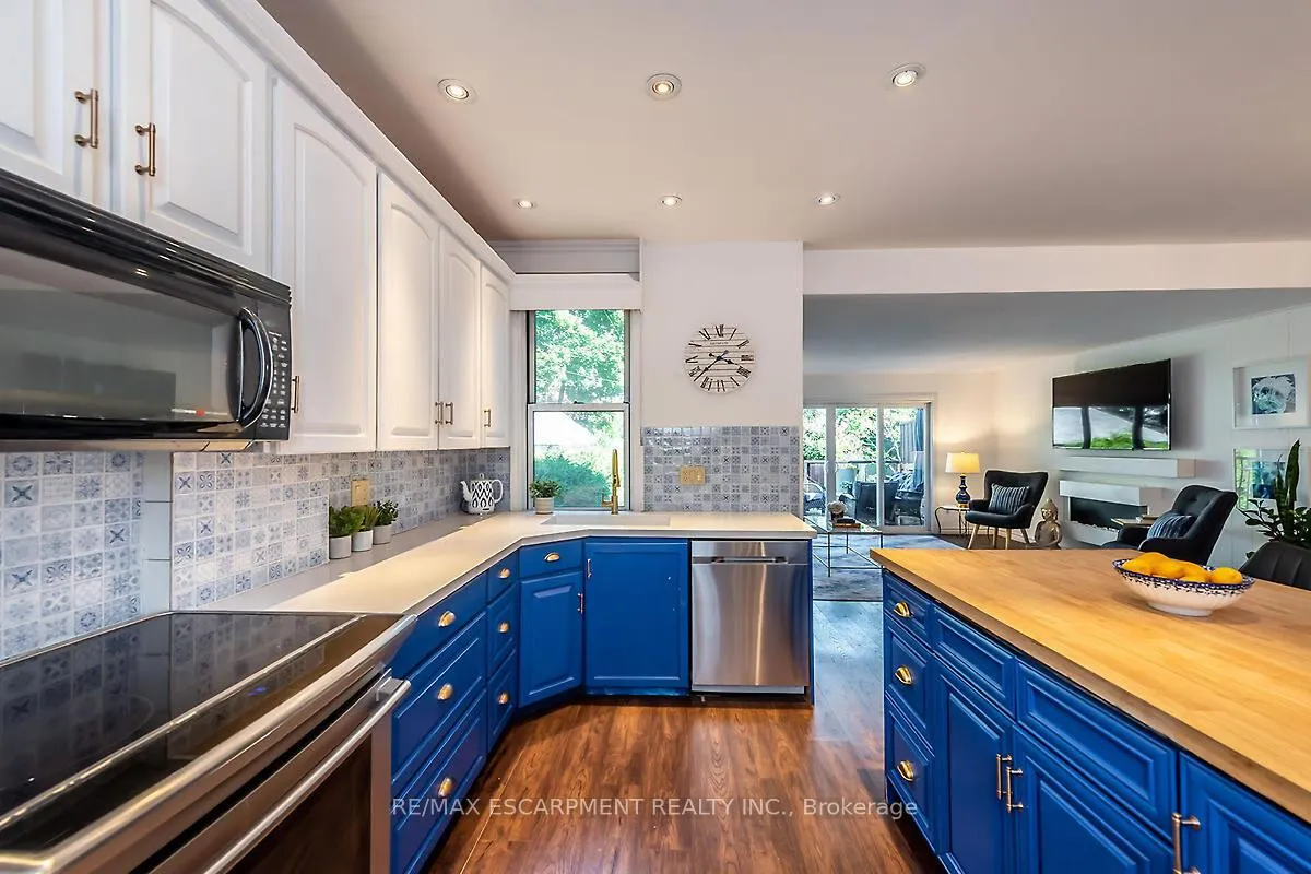 Photo 6 of 219 St. Clair Boulevard, Hamilton, St. Clair — HOMEH