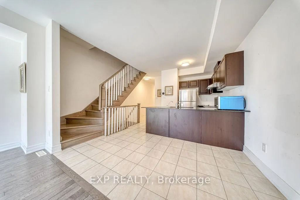 Photo 9 of 33 Karl Williams Lane, Markham, Rouge Fairways — HOMEH