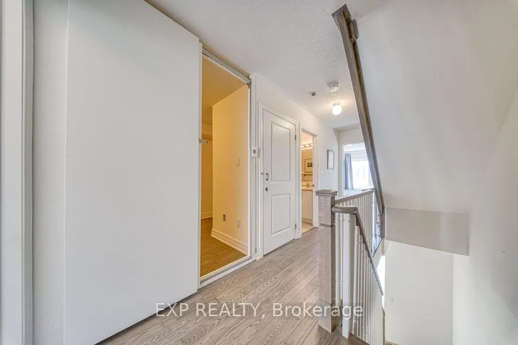 Photo 13 of 33 Karl Williams Lane, Markham, Rouge Fairways — HOMEH