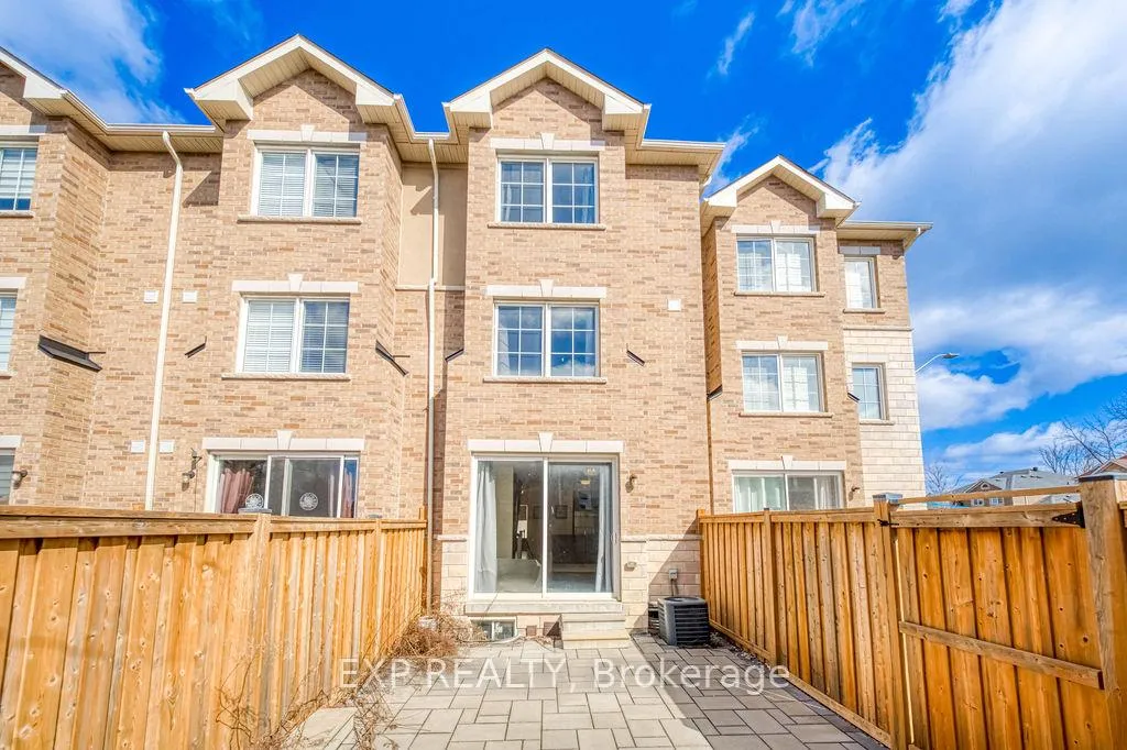 Photo 35 of 33 Karl Williams Lane, Markham, Rouge Fairways — HOMEH