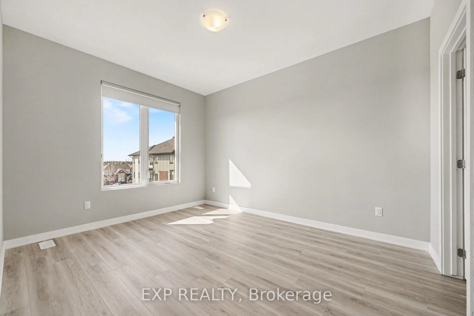 Photo 9 of Unit 511B, 511 Southfield Way, Ottawa, Avalon East — HOMEH