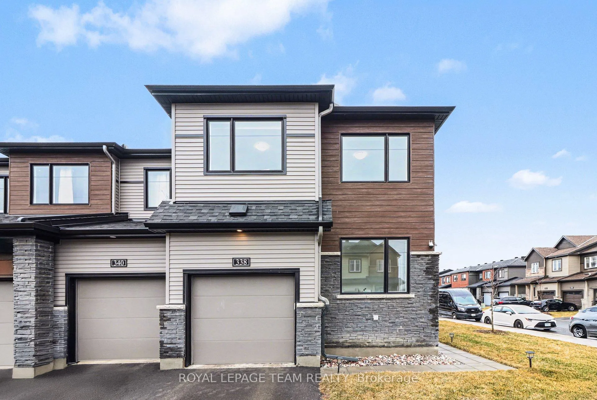 Photo 2 of 338 Establish Avenue, Ottawa, Avalon West — HOMEH