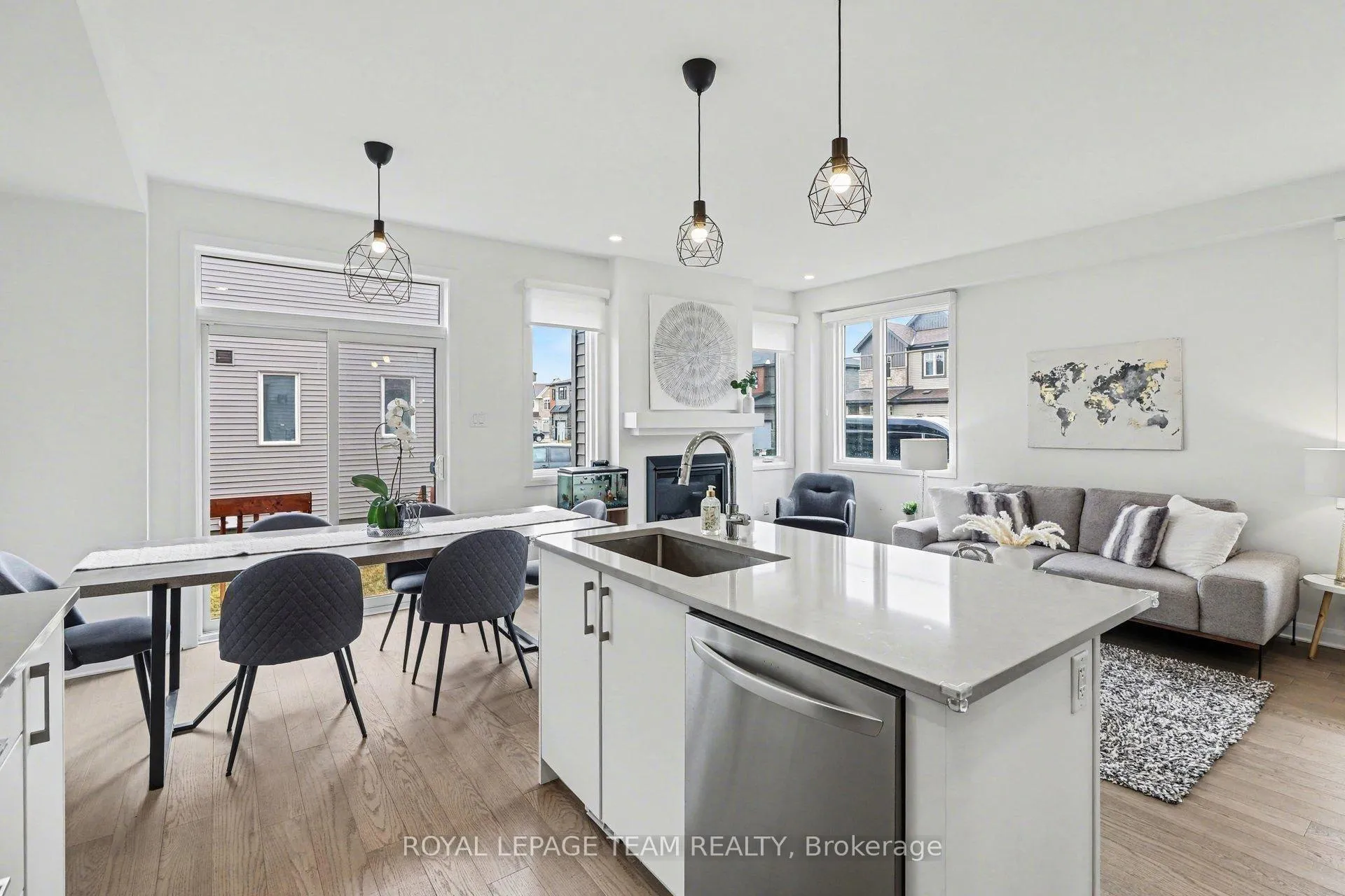 Photo 8 of 338 Establish Avenue, Ottawa, Avalon West — HOMEH