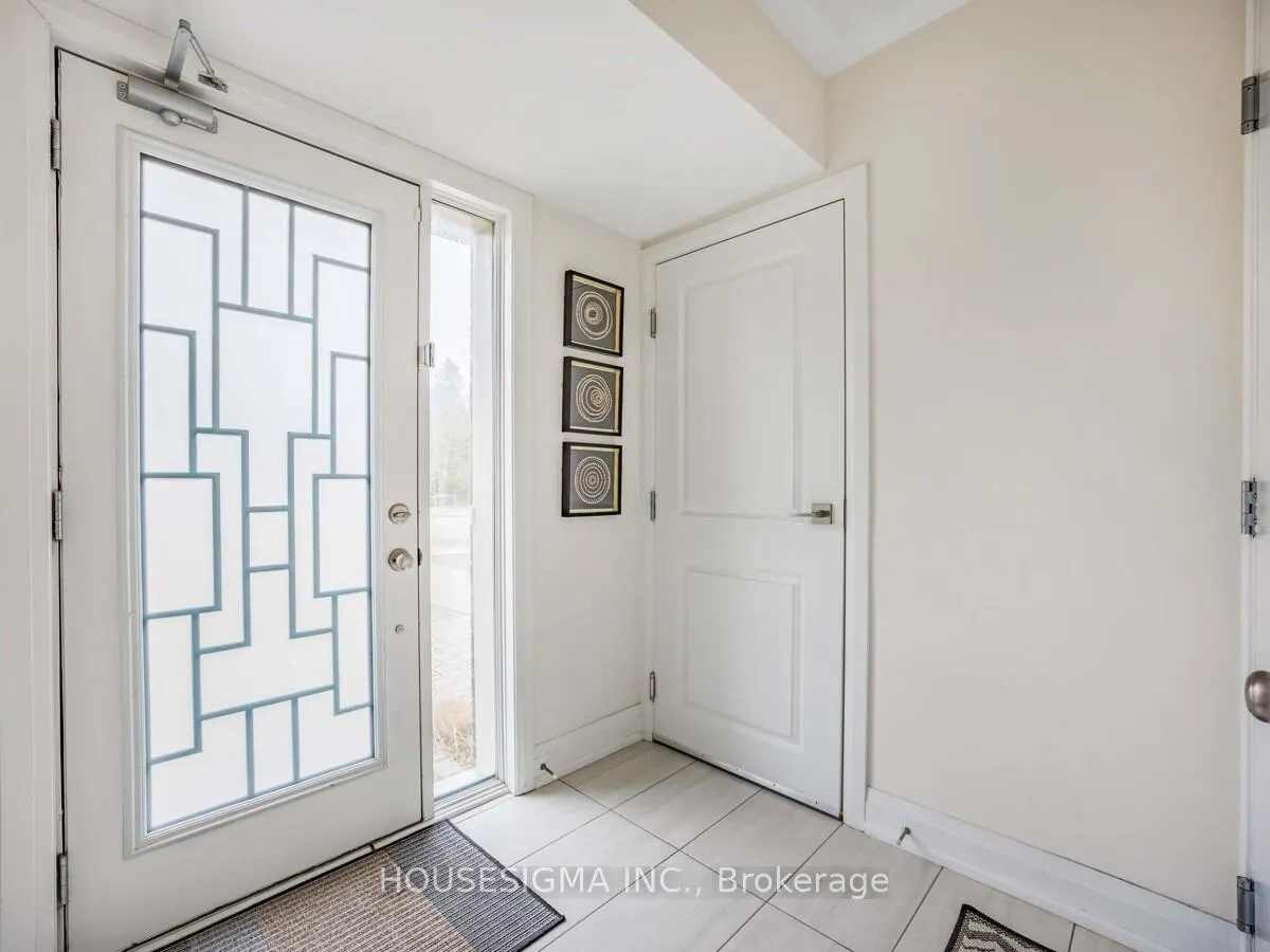 Photo 3 of Unit 11, 1870 Altona Road, Pickering, Highbush — HOMEH