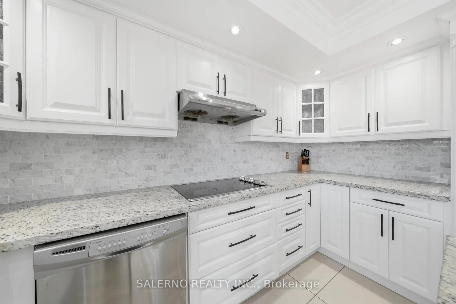 Photo 18 of 115 Ayton Crescent, Vaughan, Islington Woods — HOMEH