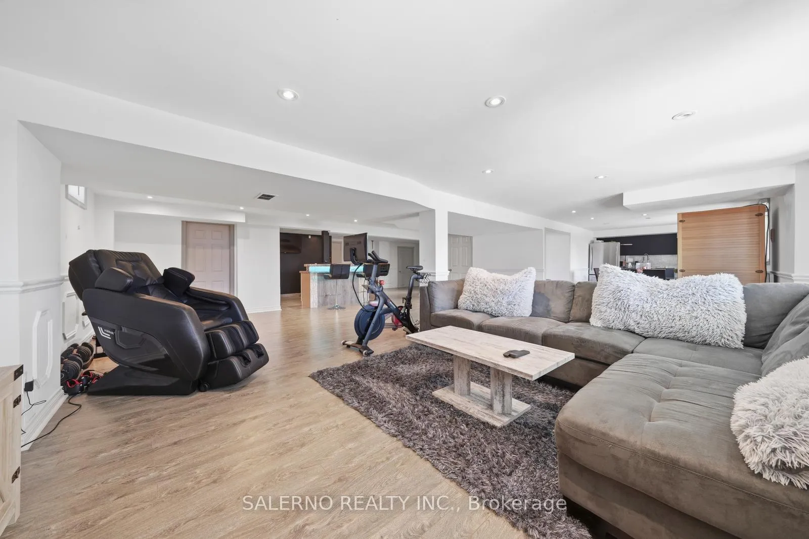 Photo 37 of 115 Ayton Crescent, Vaughan, Islington Woods — HOMEH