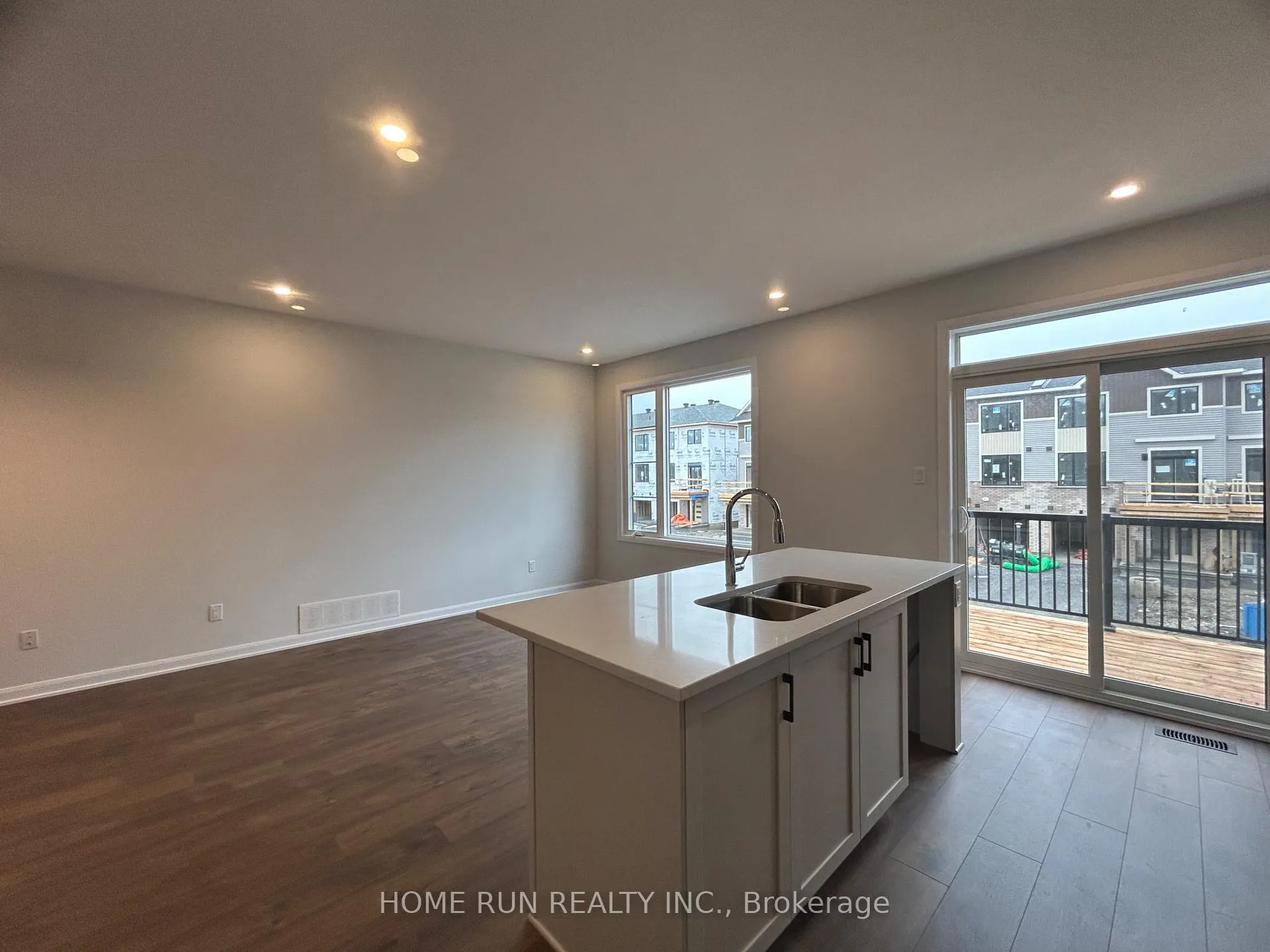 Photo 6 of 378 Bankside Way, Ottawa, Barrhaven - Half Moon Bay — HOMEH