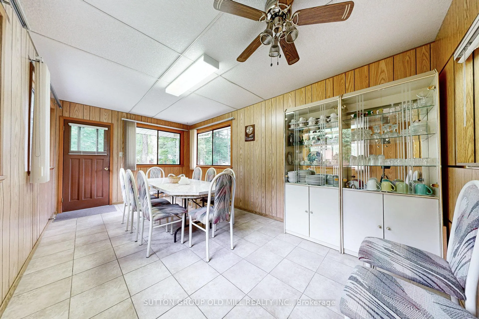 Photo 15 of 42 55th Street S, Wasaga Beach — HOMEH