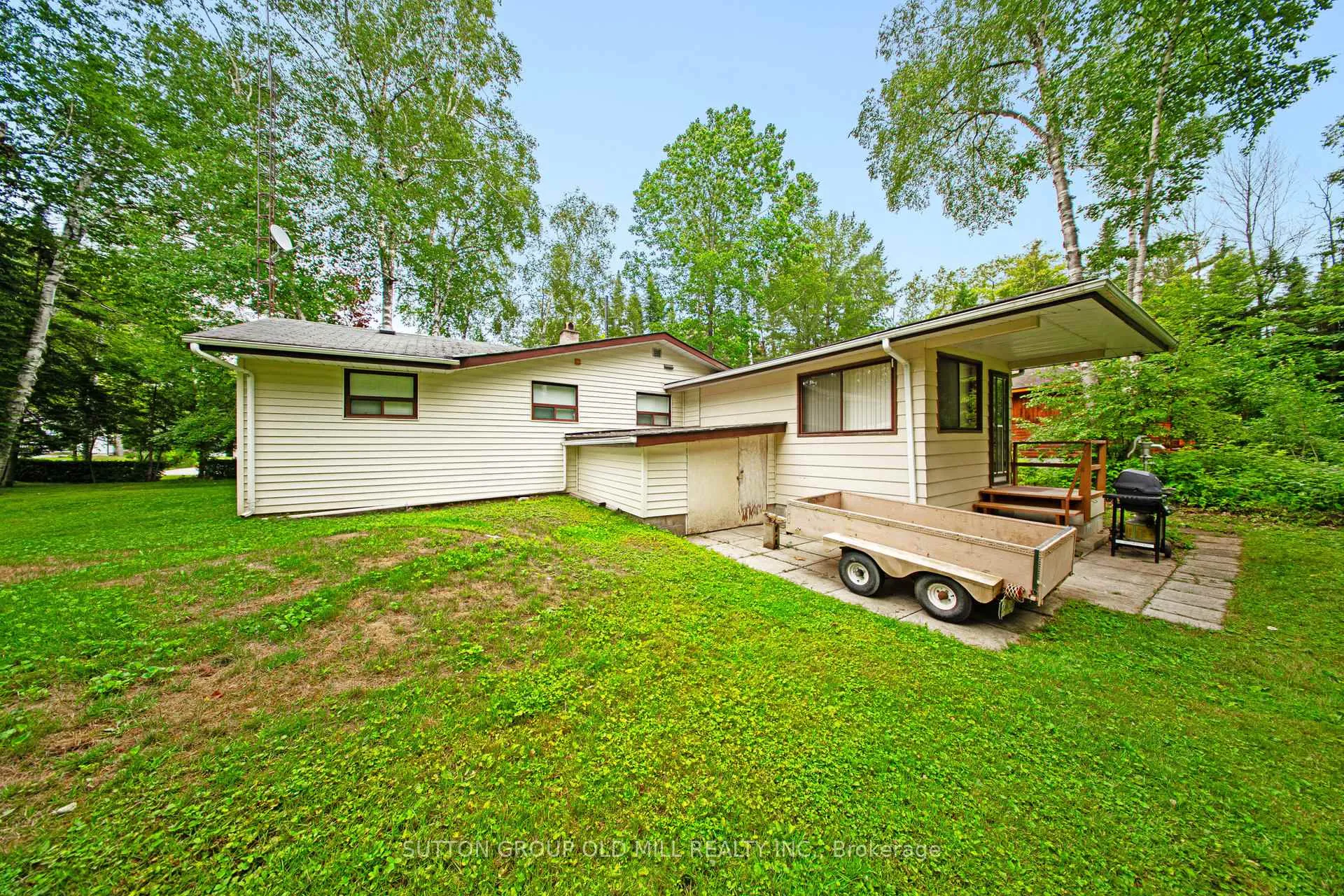 Photo 32 of 42 55th Street S, Wasaga Beach — HOMEH