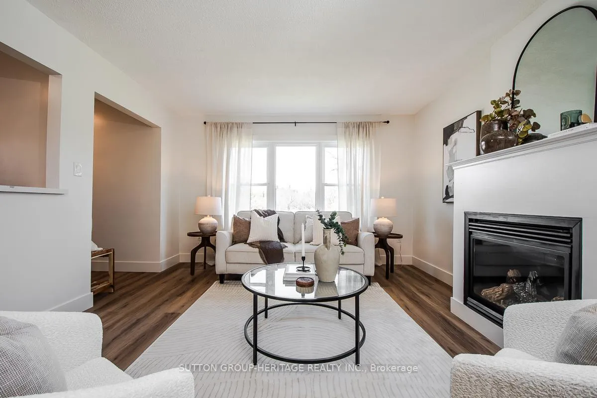 Photo 17 of 202 Willis Avenue, Whitby, Williamsburg — HOMEH