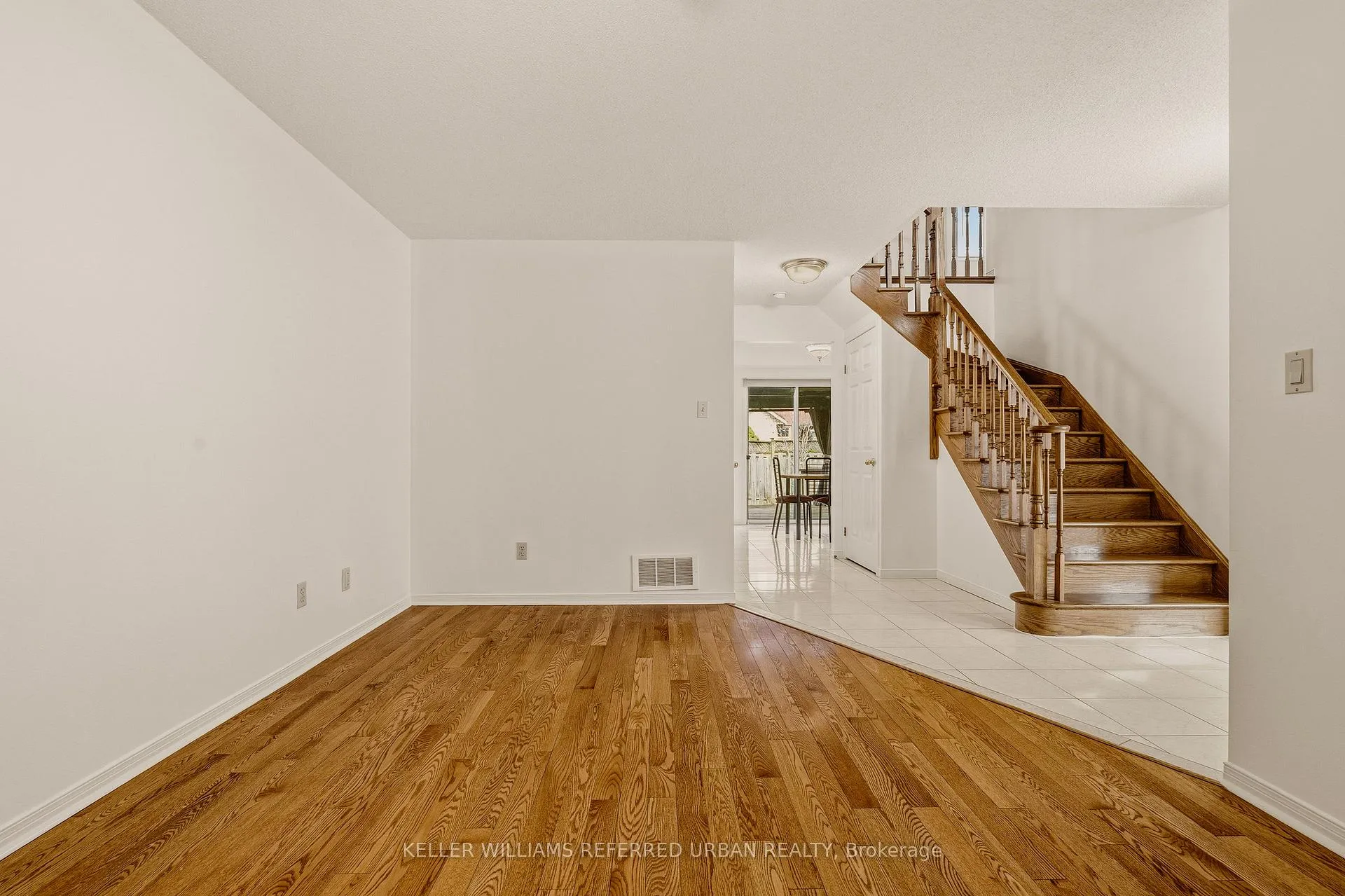 Photo 6 of 90 Lynette Drive, Hamilton, Kirkendall — HOMEH