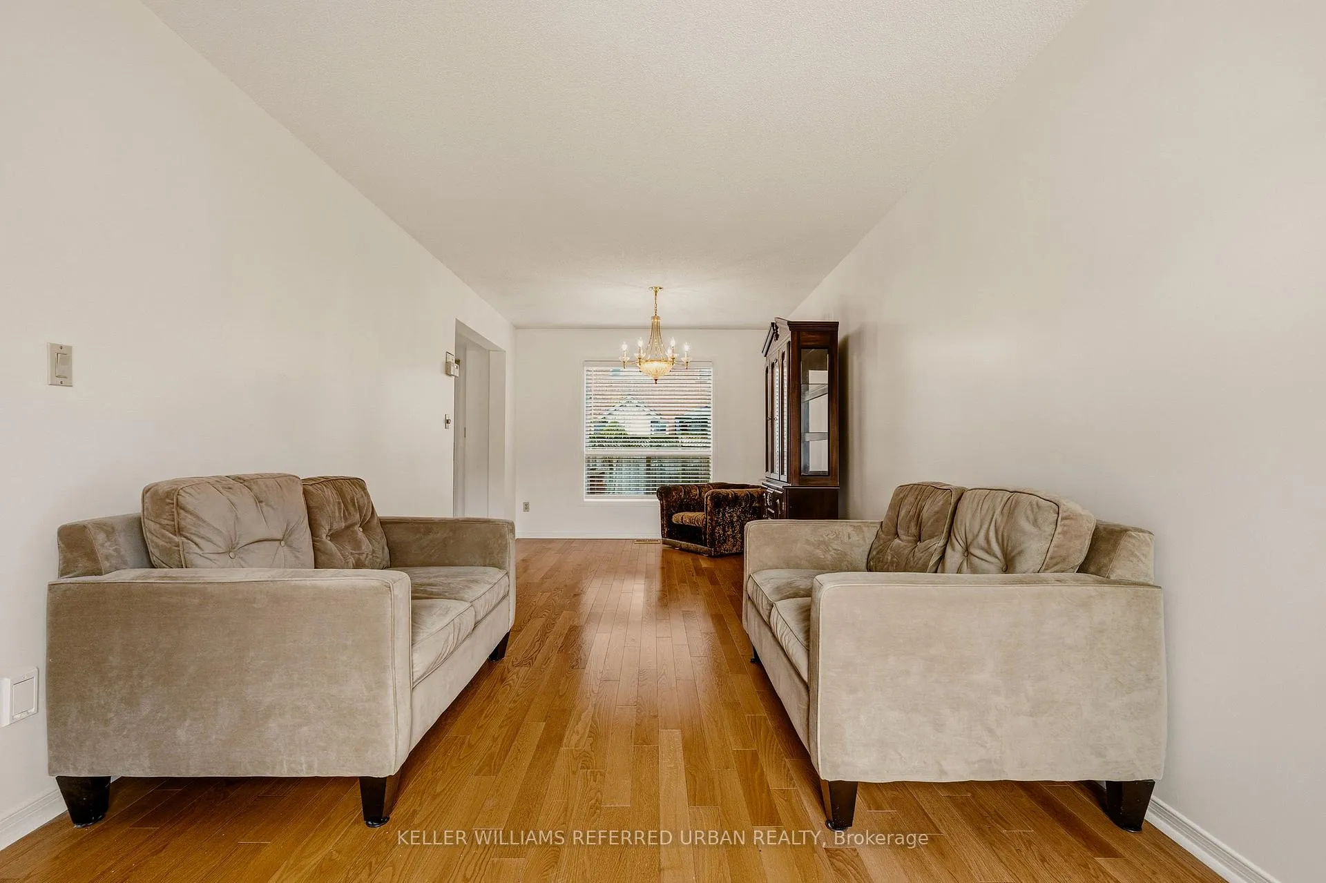 Photo 11 of 90 Lynette Drive, Hamilton, Kirkendall — HOMEH