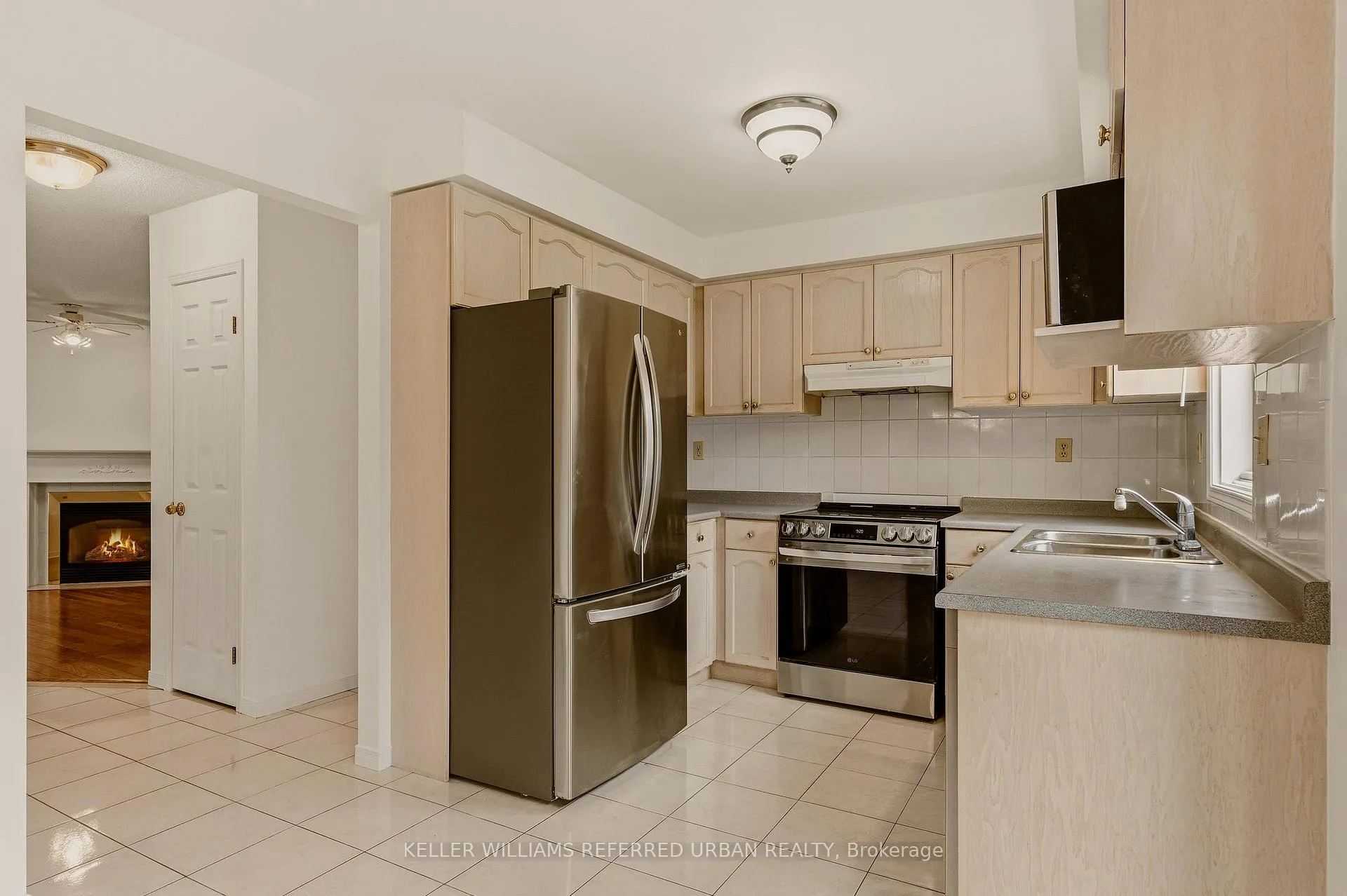 Photo 19 of 90 Lynette Drive, Hamilton, Kirkendall — HOMEH