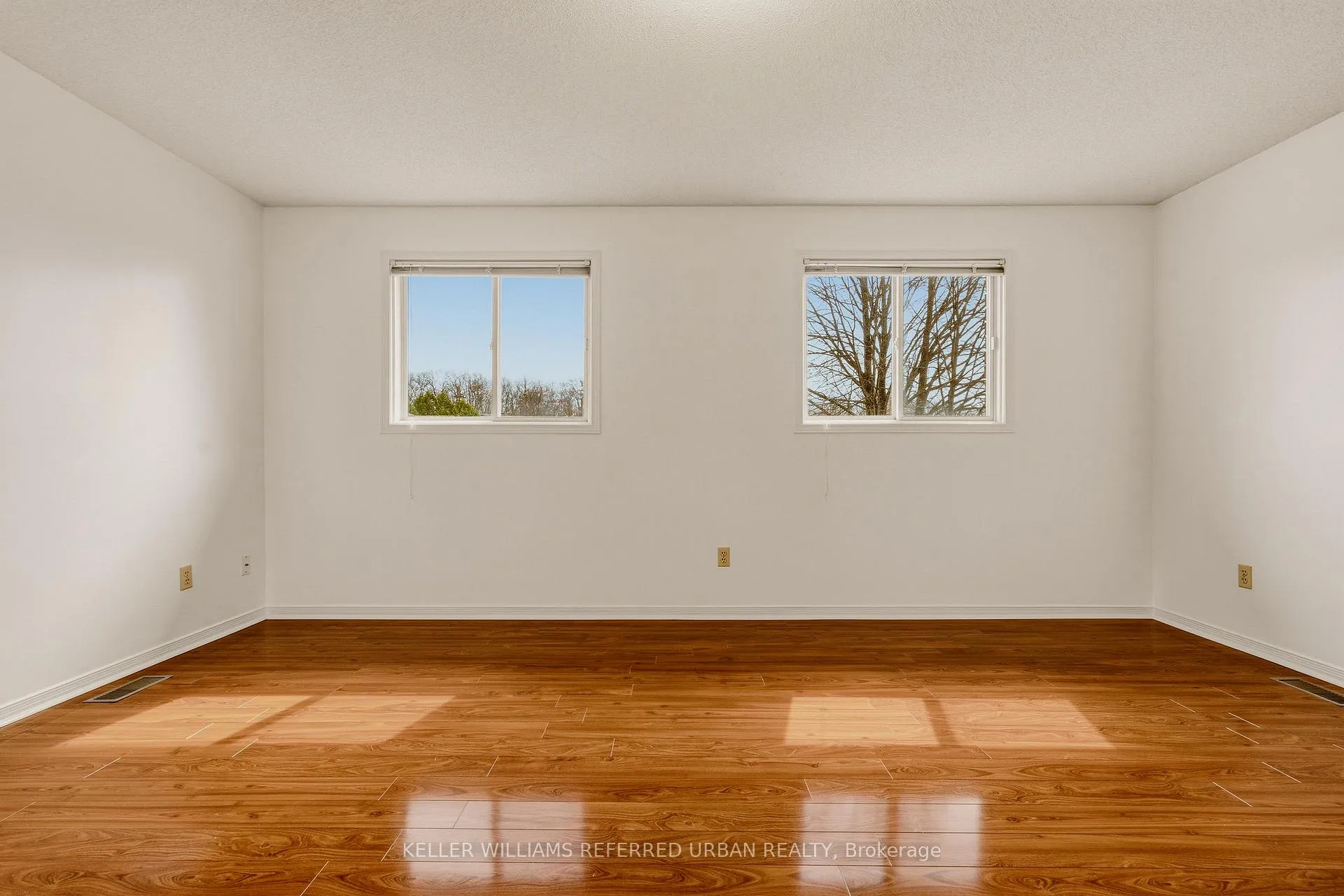 Photo 26 of 90 Lynette Drive, Hamilton, Kirkendall — HOMEH