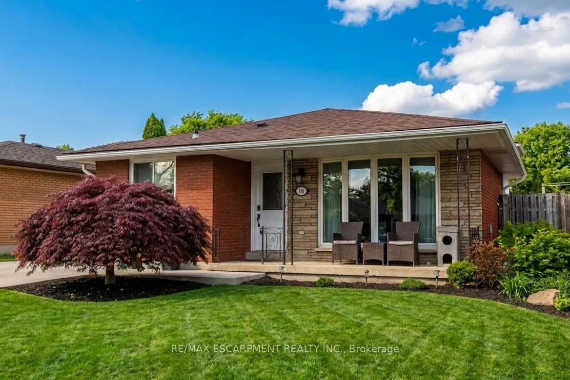 Photo 6 of 316 Cranbrook Drive, Hamilton, Gilkson — HOMEH