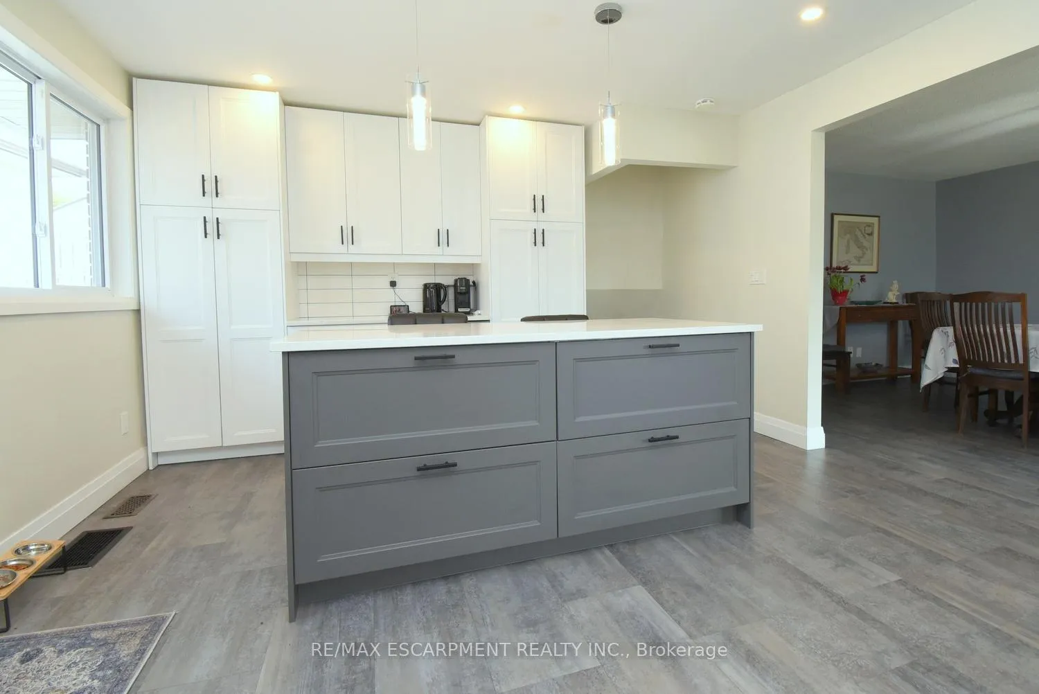 Photo 16 of 316 Cranbrook Drive, Hamilton, Gilkson — HOMEH