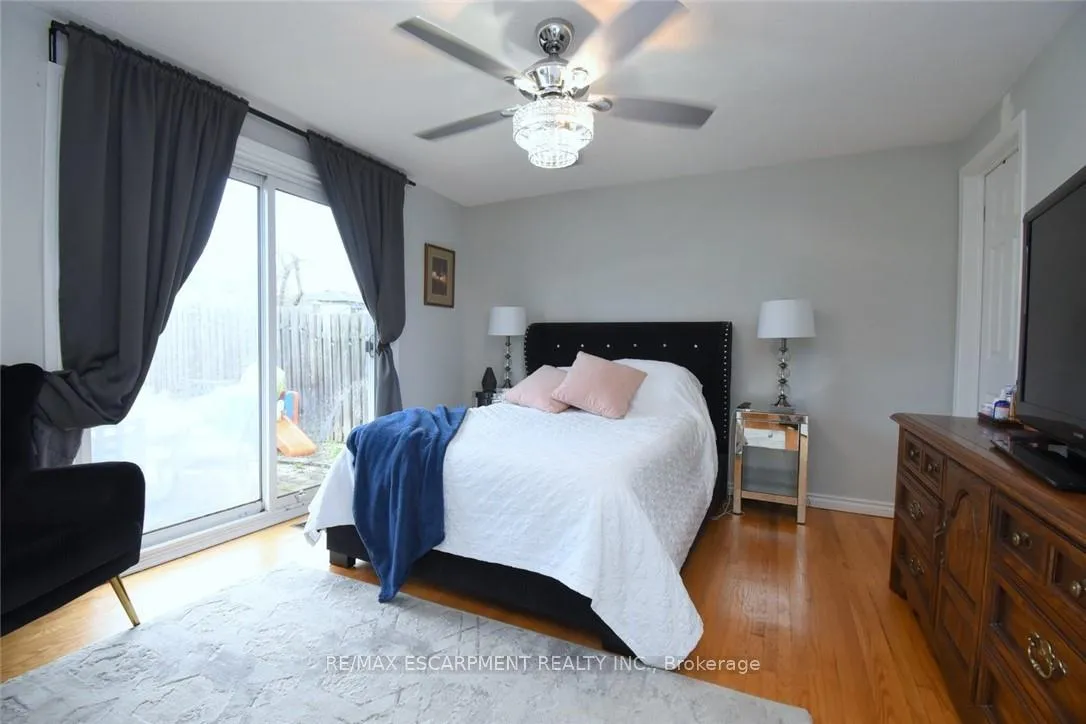 Photo 26 of 316 Cranbrook Drive, Hamilton, Gilkson — HOMEH